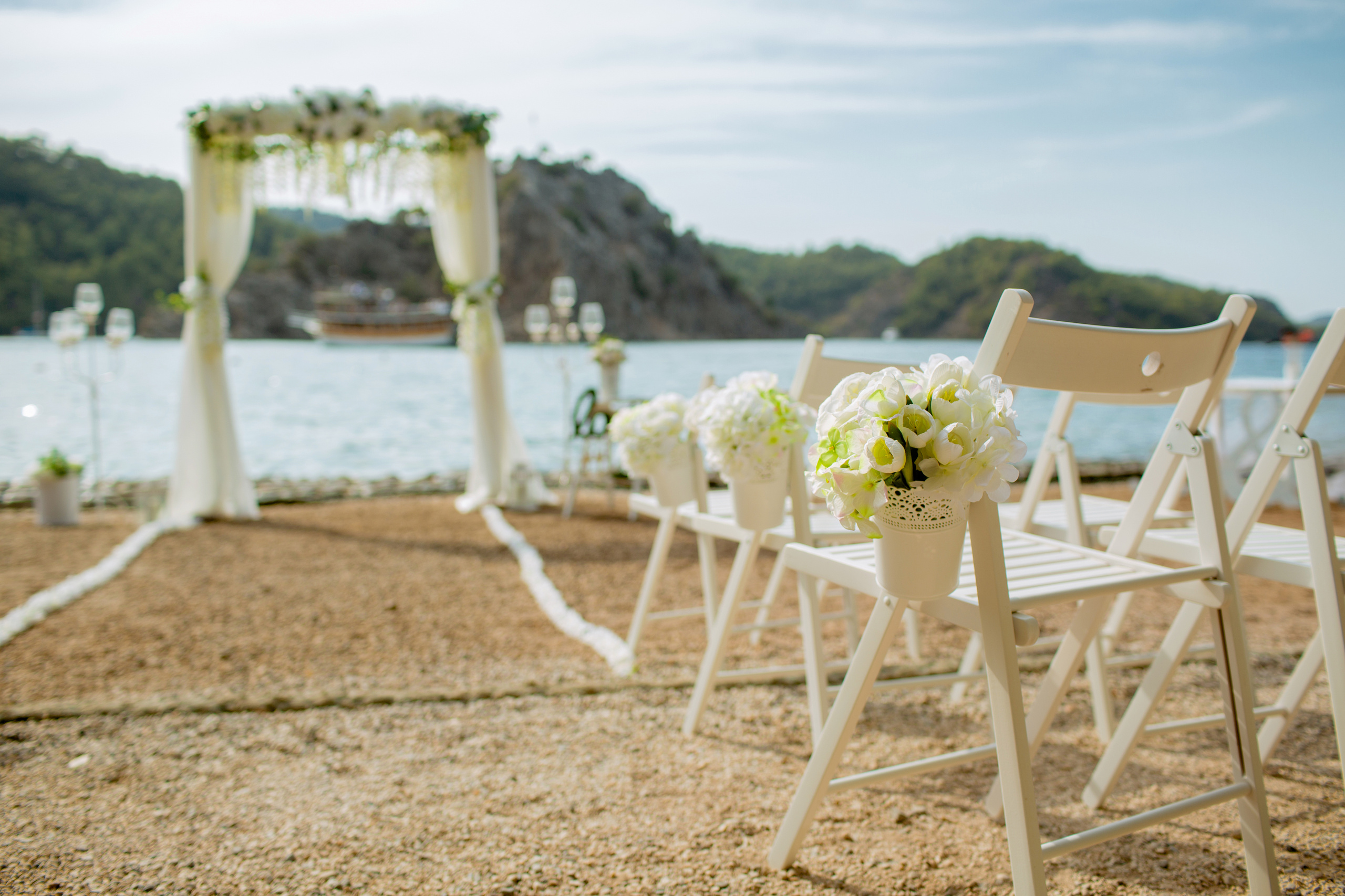 Выездная свадебная церемония в бухте. Фотограф в Каппадокии / Julia Ganch