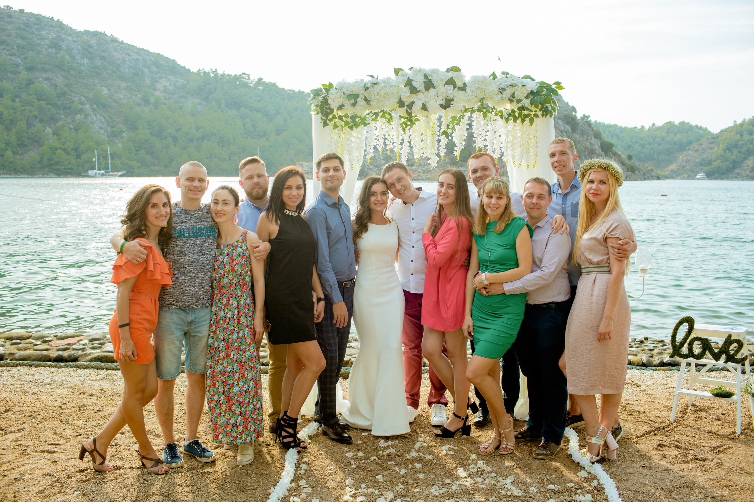 Выездная свадебная церемония в бухте. Фотограф в Каппадокии / Julia Ganch