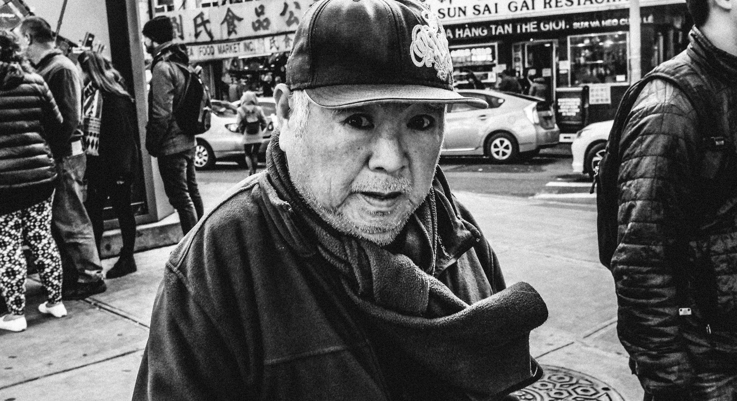 Streets. Alan Medvinsky — NYC photographer