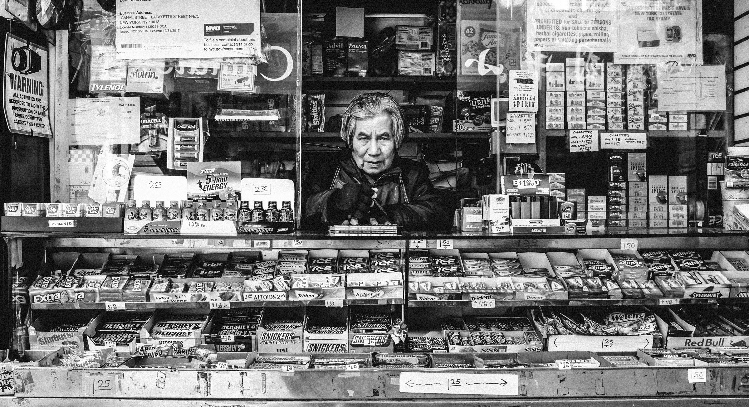 Streets. Alan Medvinsky — NYC photographer