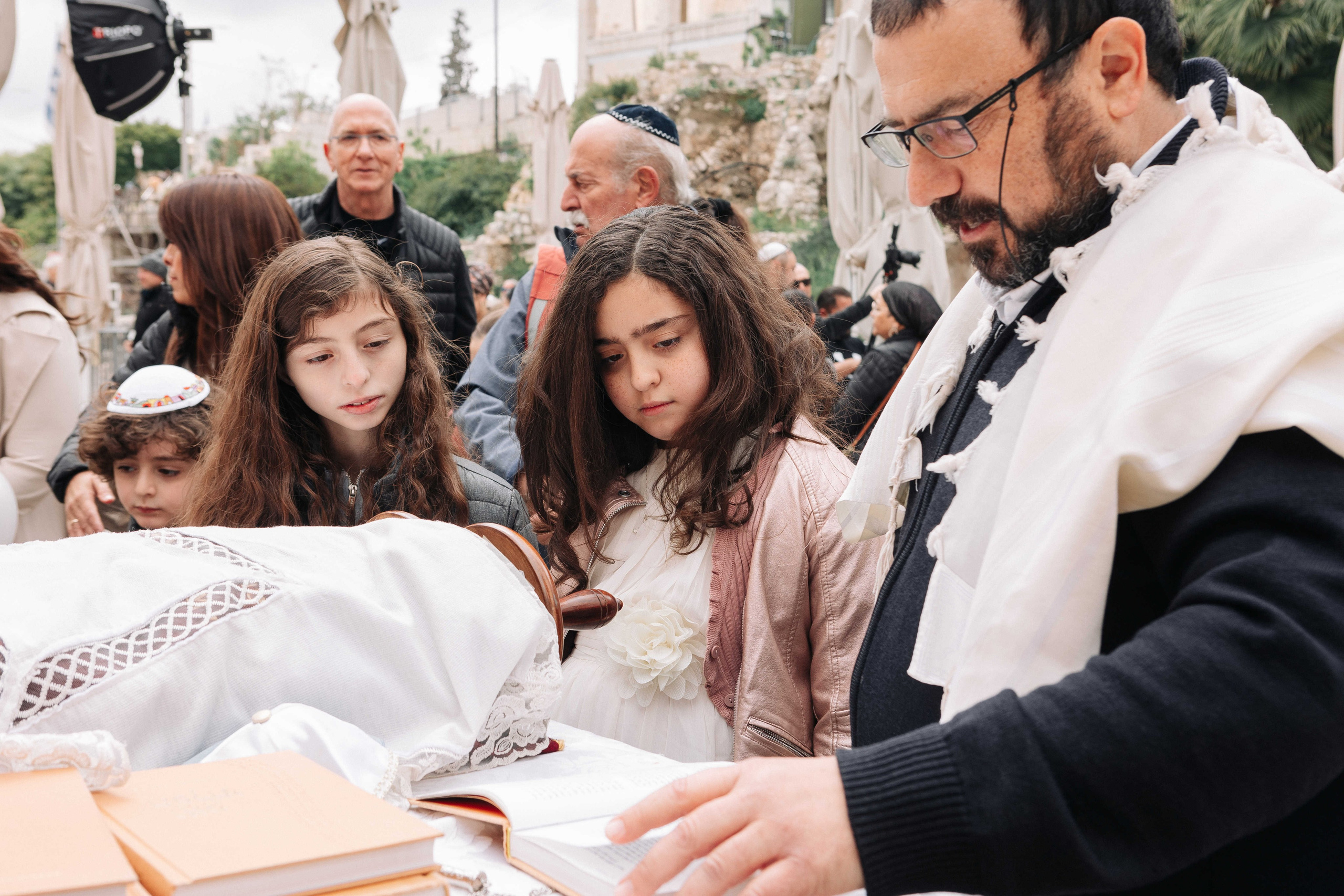 BAT MITZVAH FOR TWINS. Https://shi-photo.com/