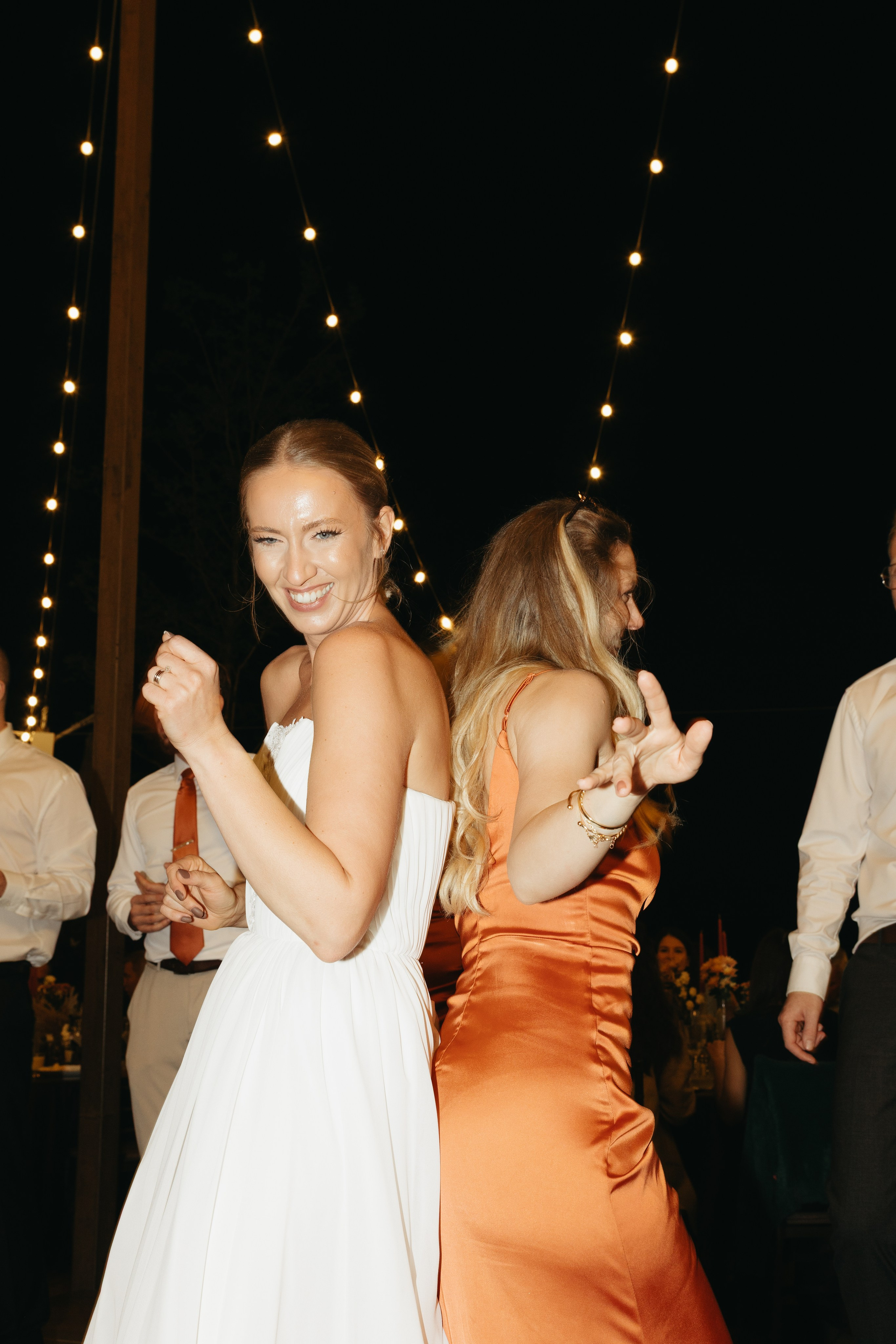 Wedding at Province Timisoara | Cristina & Robert. Wedding photographer and videographer based in Timisoara, Romania