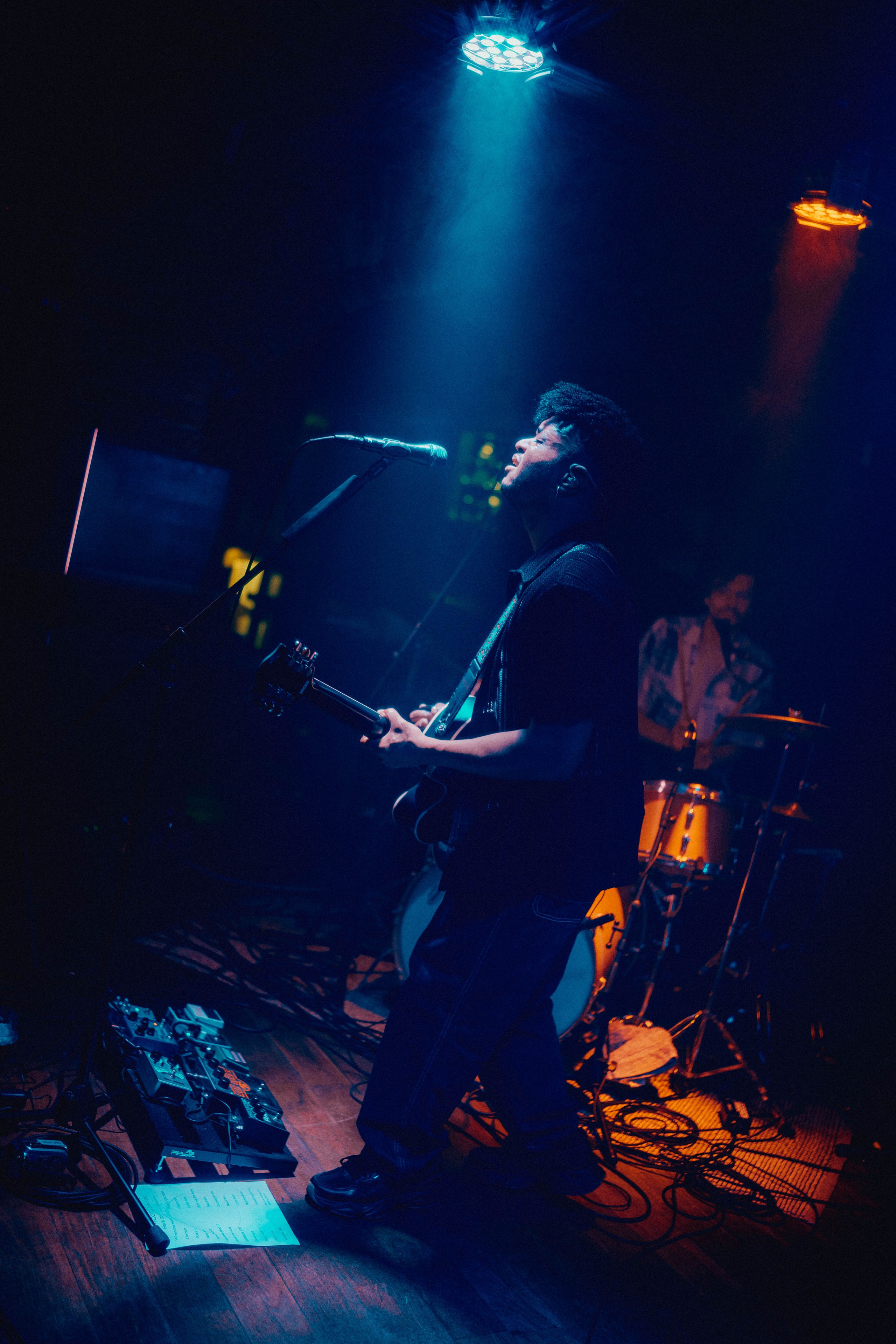 MoonShot. Concert and portrait photographer in Prague