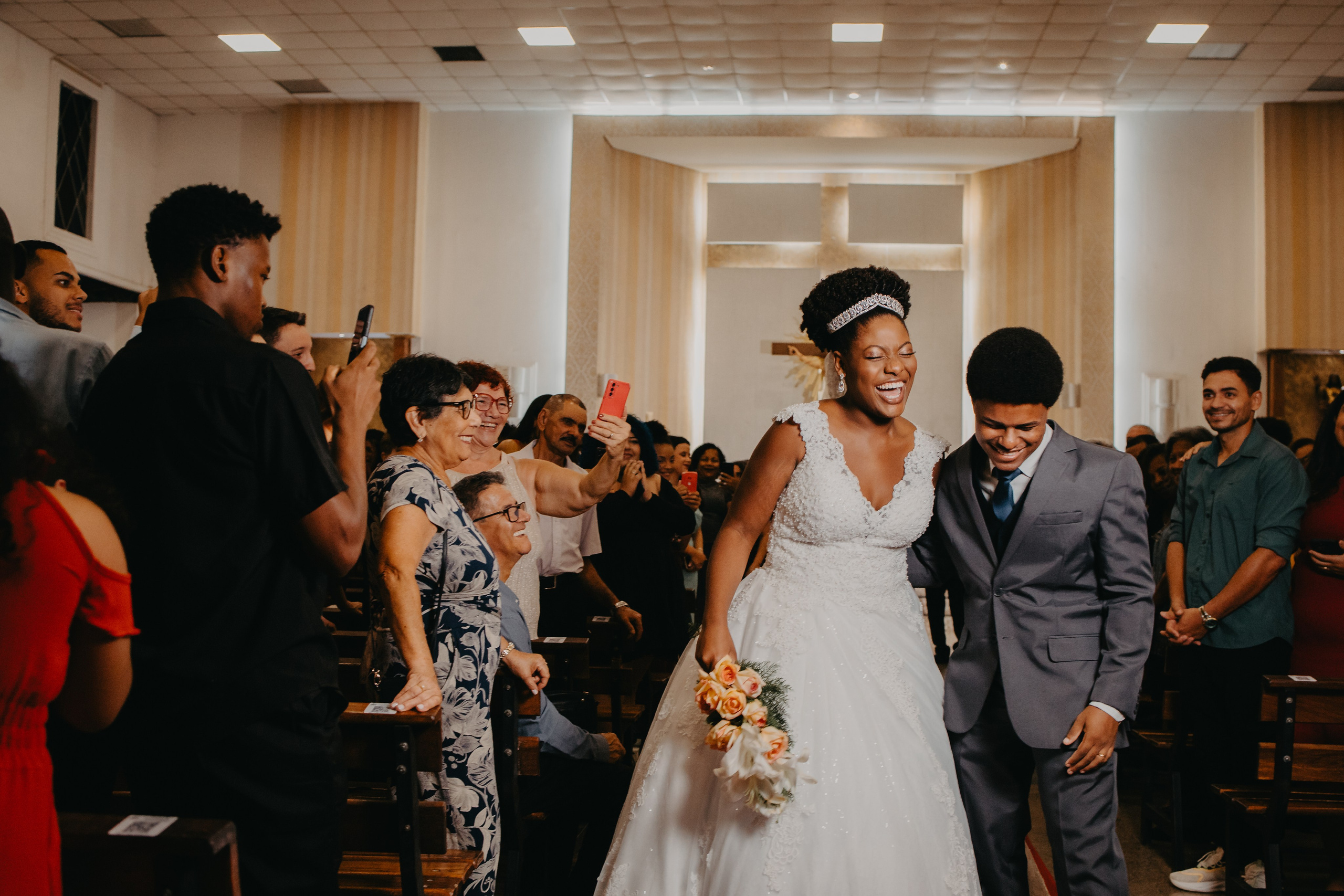 L + C — QUE TREM MAIS LINDO. Fotografia de casamento em Belo Horizonte