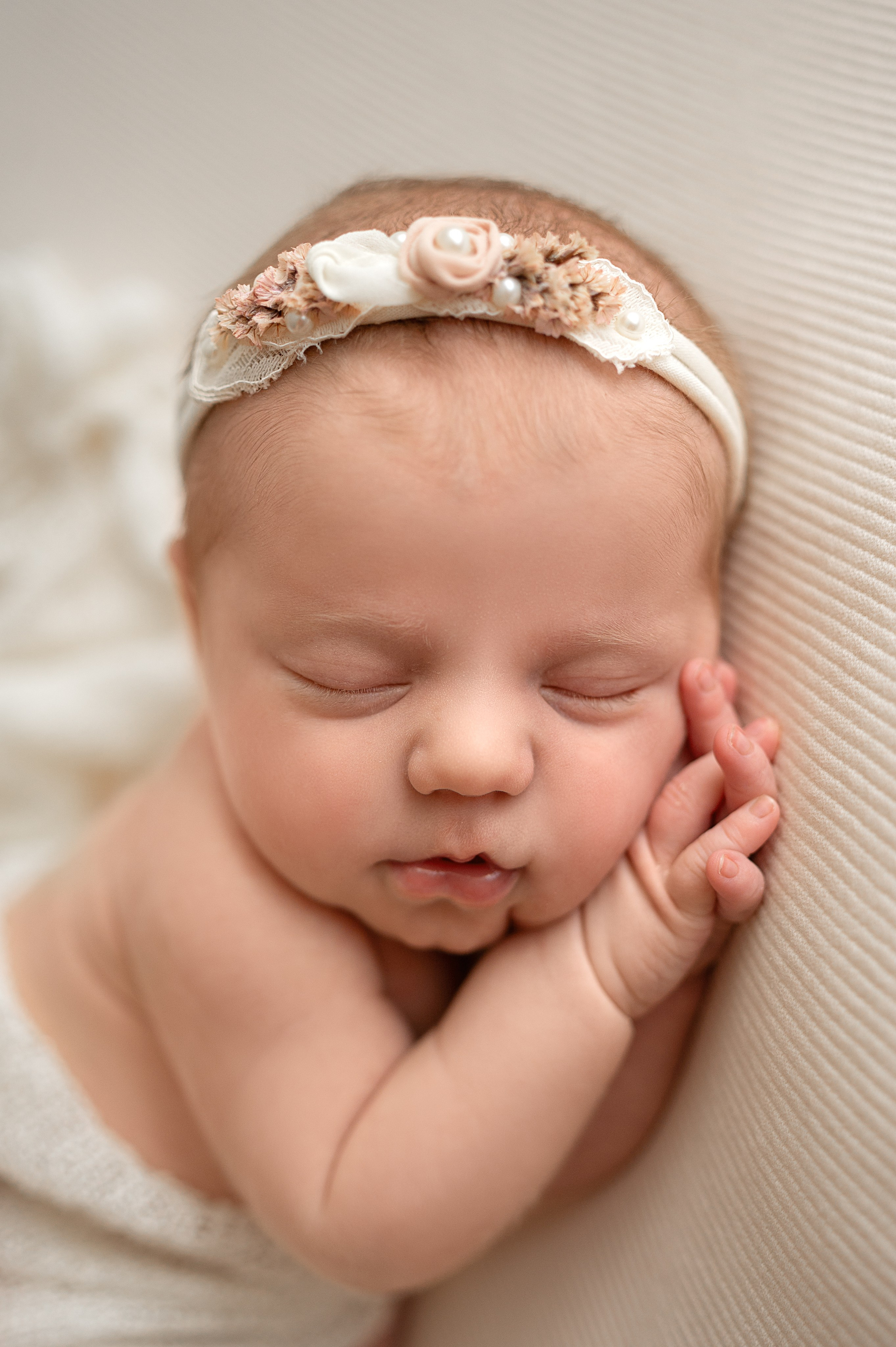 Babys. Baby und Familie Fotografin in Gummersbach Juliia Schwahlen