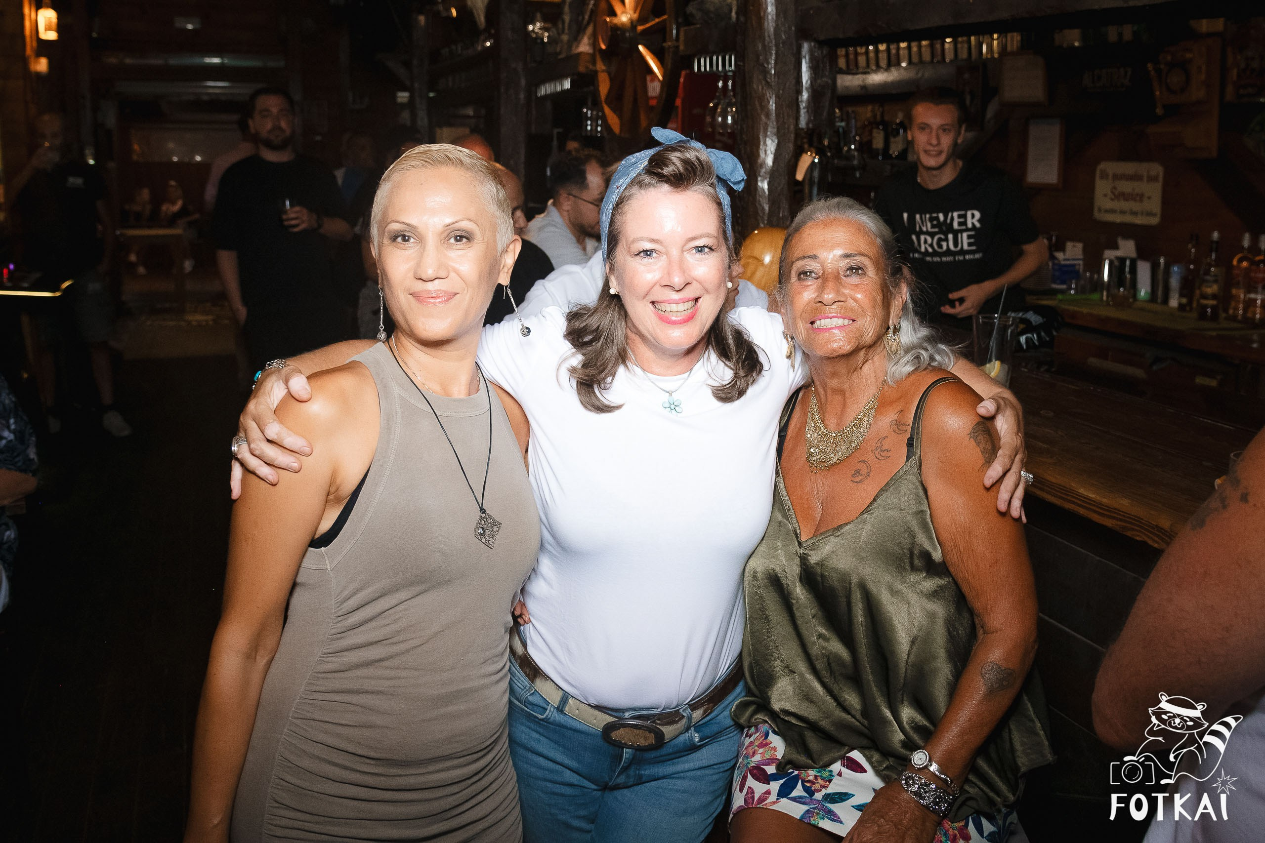 El Paso Rock Bar Torrevieja: Reportaje fotográfico 19.09.25 | FOTKAI