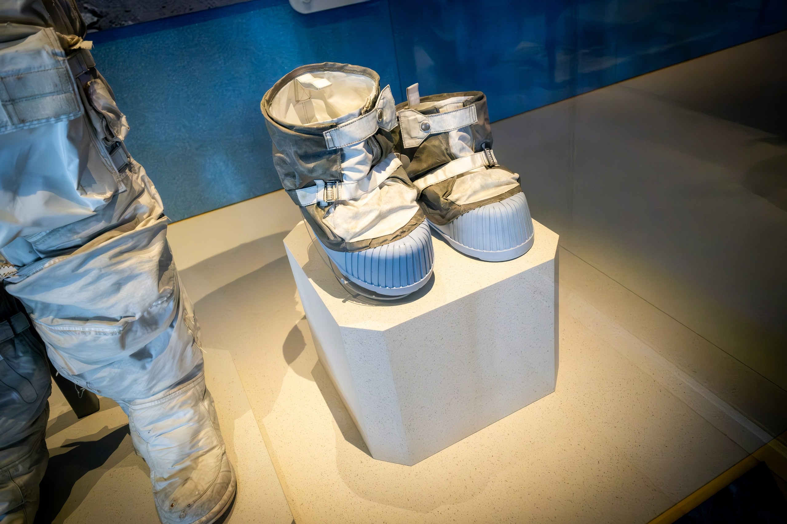 FLORIDA / CANAVERAL SPACE FORCE MUSEUM. Reportage concert portrait photography in the San Francisco Bay Area