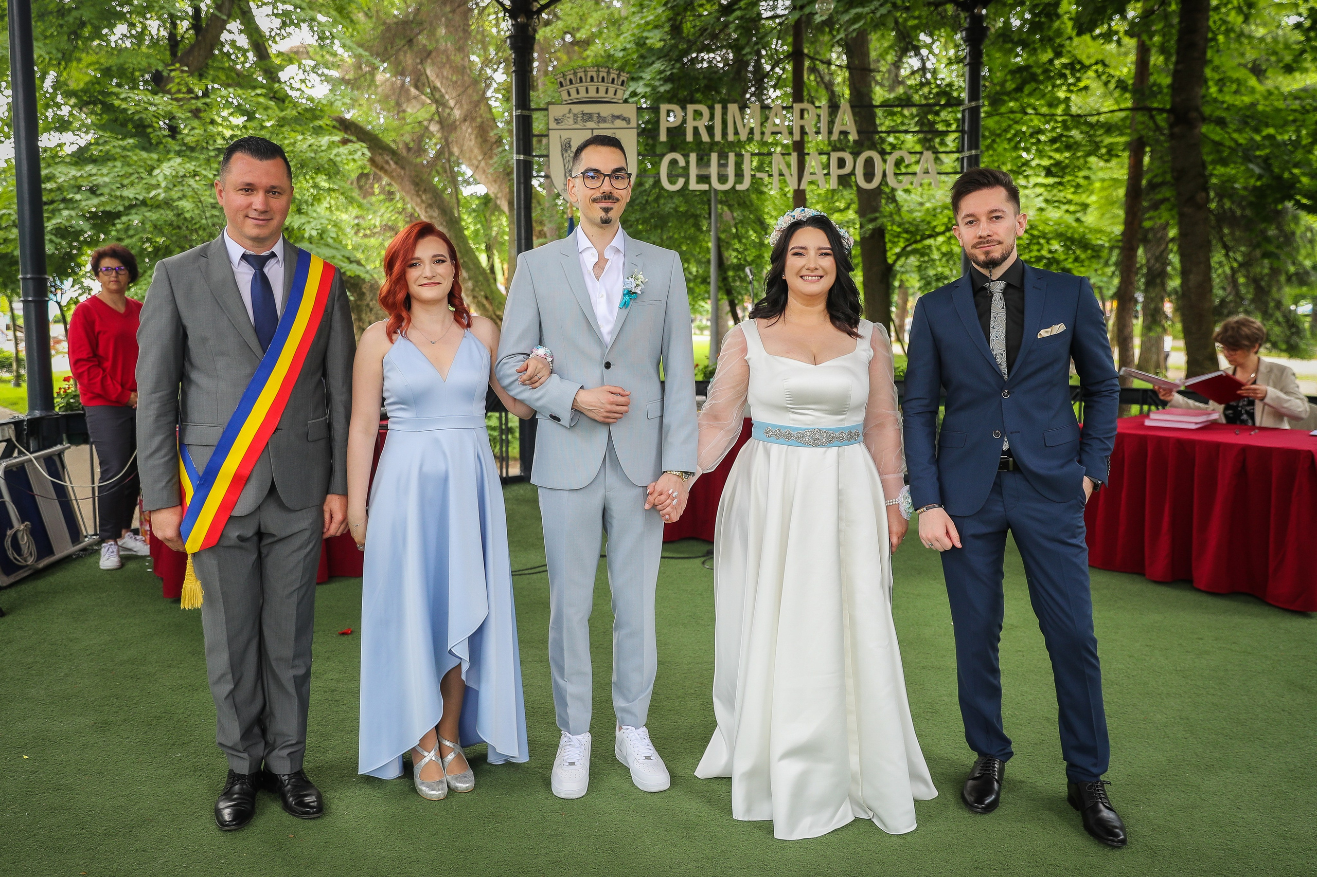 Andreea & Andrei — autentic, asumat, real. Rares Bucur is a professional wedding photographer based in Cluj-Napoca, Romania, specializing in wedding photography