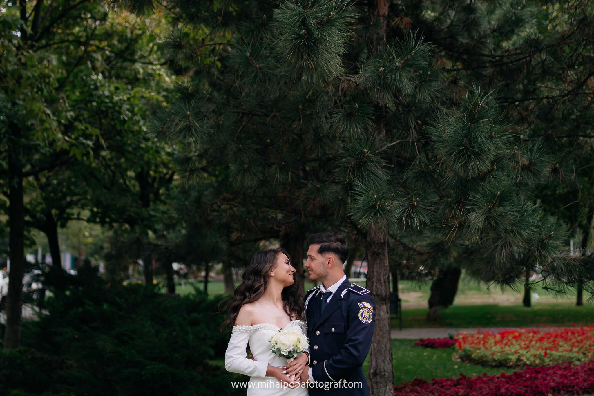 Fotograf Cununie Civilă în București - Mihai Popa Fotograf. Fotograf Nuntă & Botez București - Mihai Popa | Dincolo de oameni, imortalizez emoții!