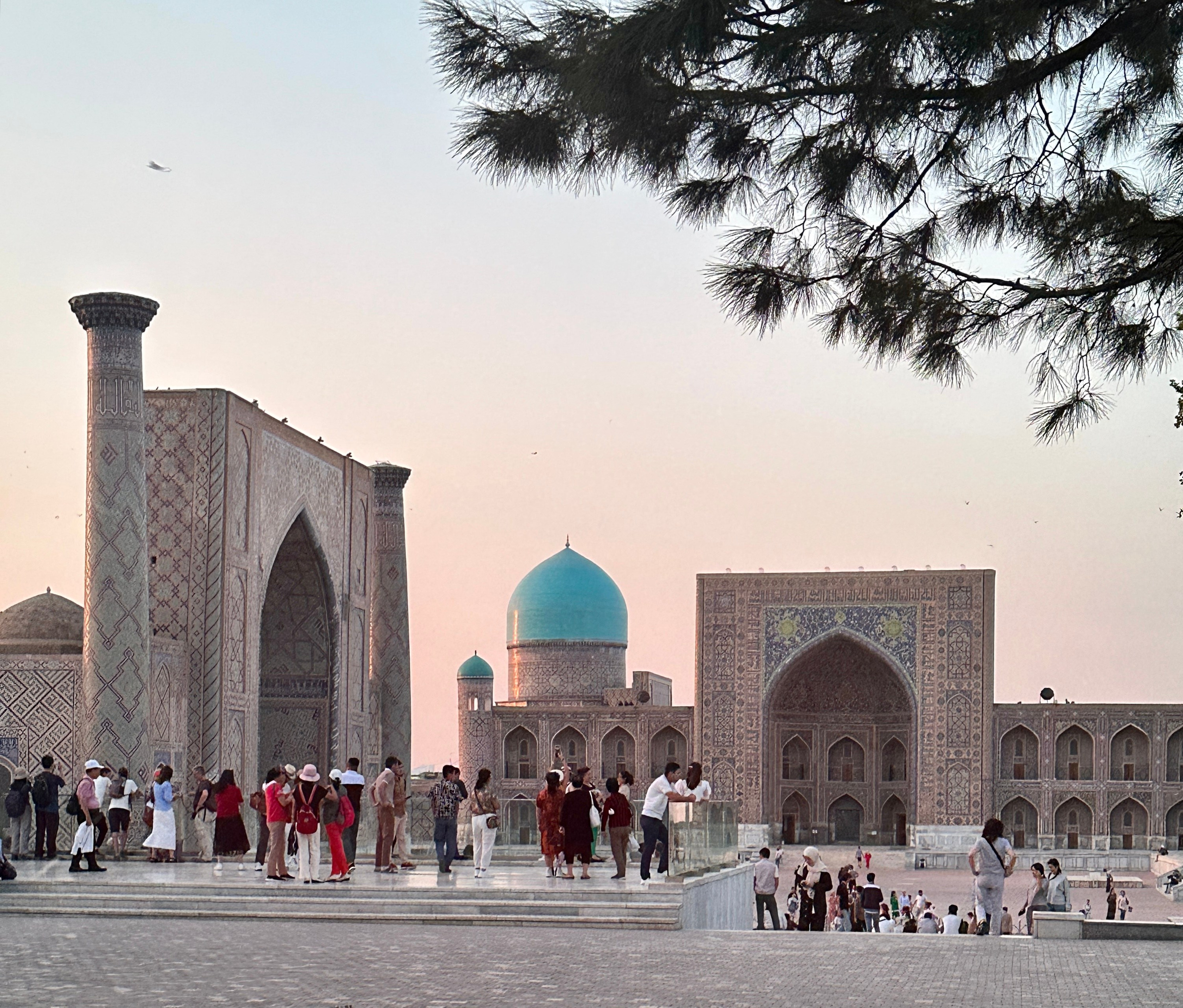Стрит и Урбан. Георгий Намазов | Фотограф в Ташкенте