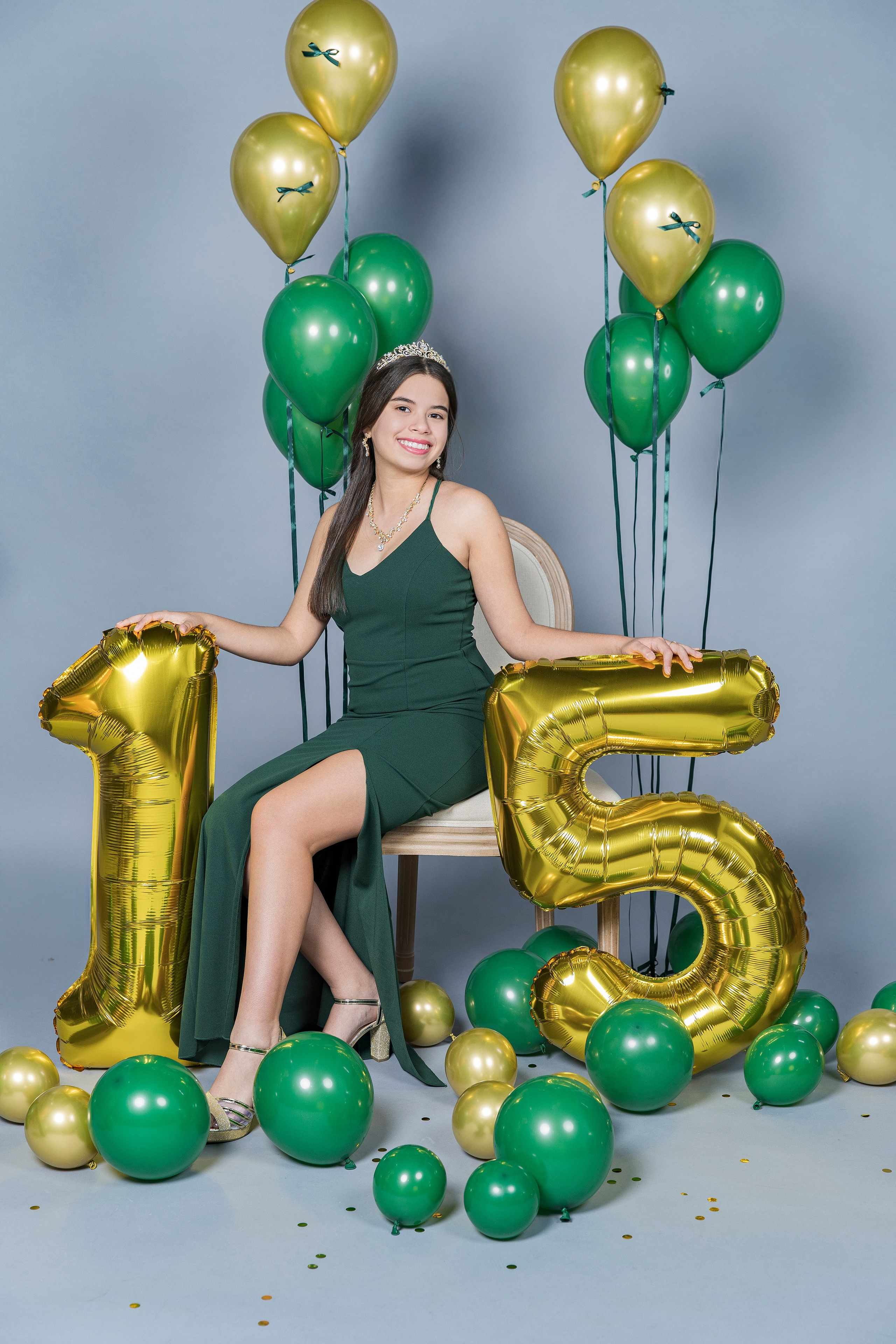 Sesión de Fotos de Cumpleaños en Madrid | Smash Cake, 15, 19, 40 Años – Rainbox Estudio. Rainbox Estudio de Fotografía