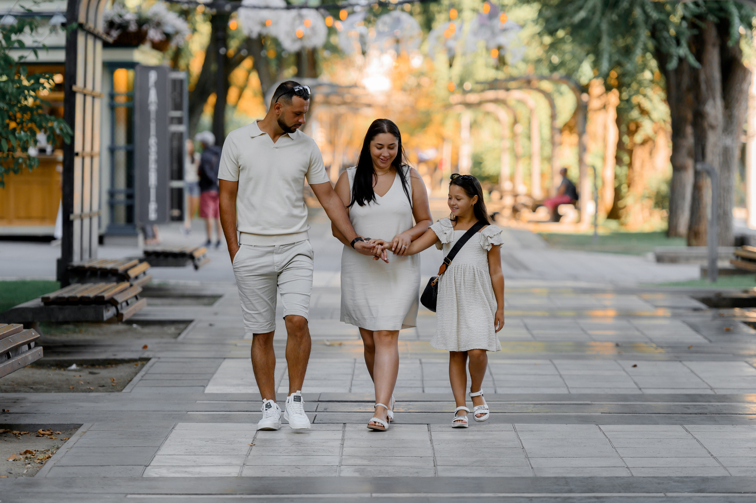 Family Chris & Ivan, Victoria. Wedding photographer from Moldova Alexey Chipchiu