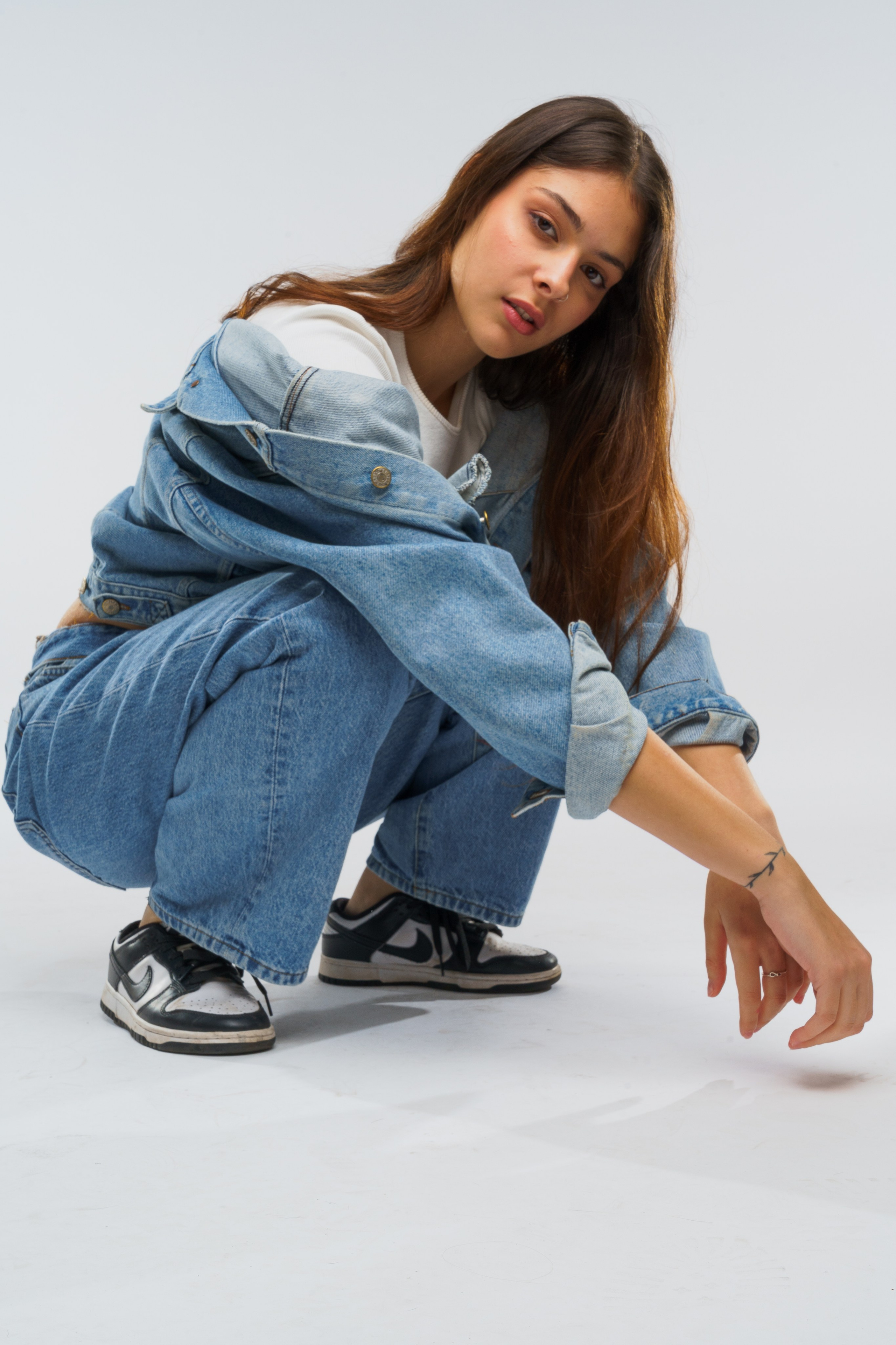 Ritratti Artistici | Esplorazione di Espressioni e Identità. Fotografa maternity, family e business a Pomezia e Roma – Simona Henkel