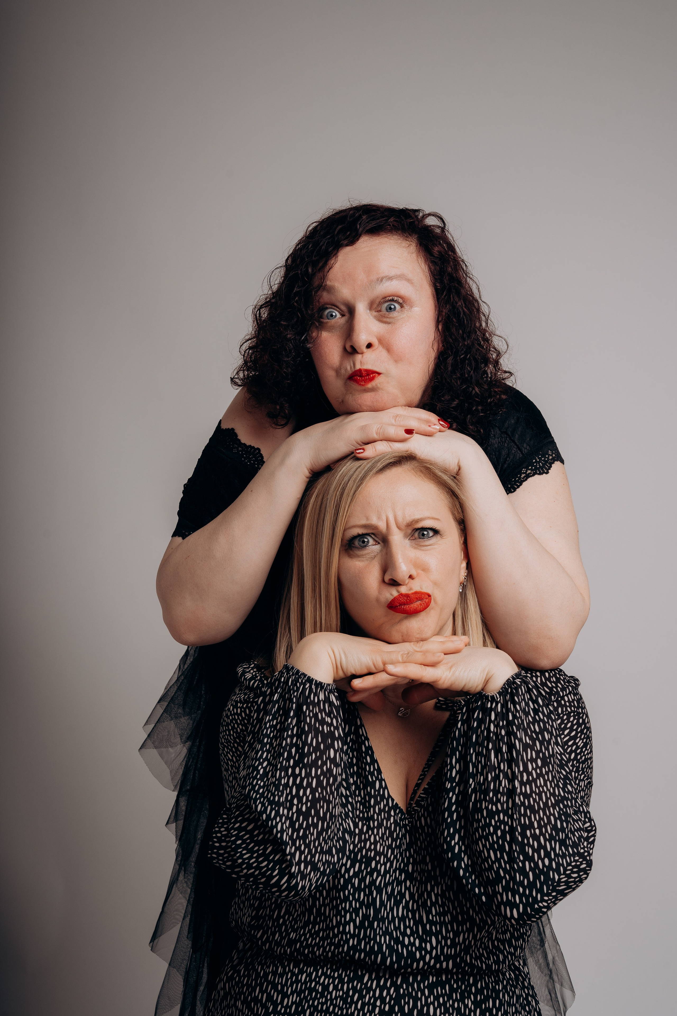 Ritratti di Famiglia | Momenti Intimi e Legami Autentici. Fotografa maternity, family e business a Pomezia e Roma – Simona Henkel