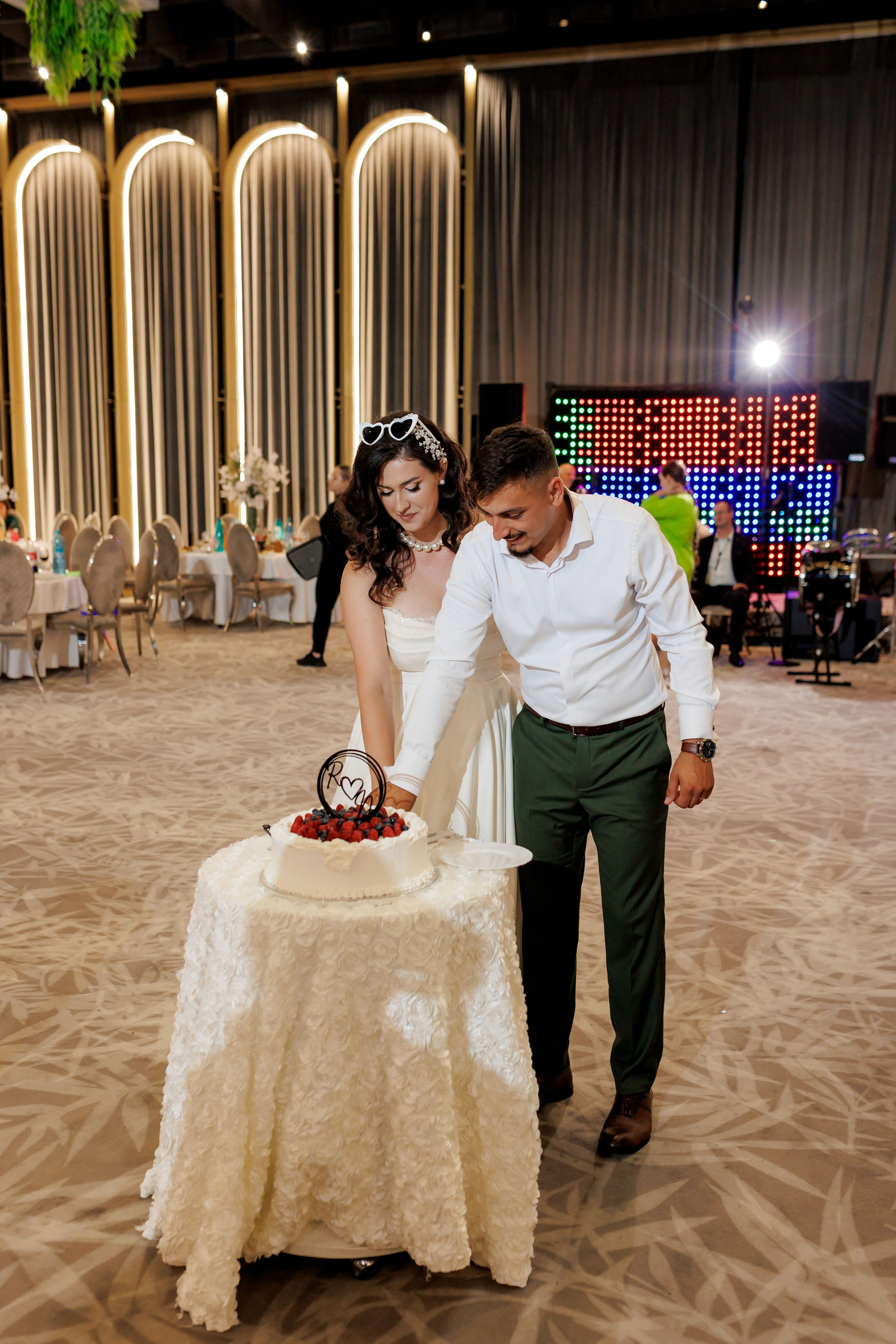 Nunta Nicoleta & Răzvan | Fotografie & Videografie Profesională. Servicii foto-video profesionale, pentru momente de neuitat