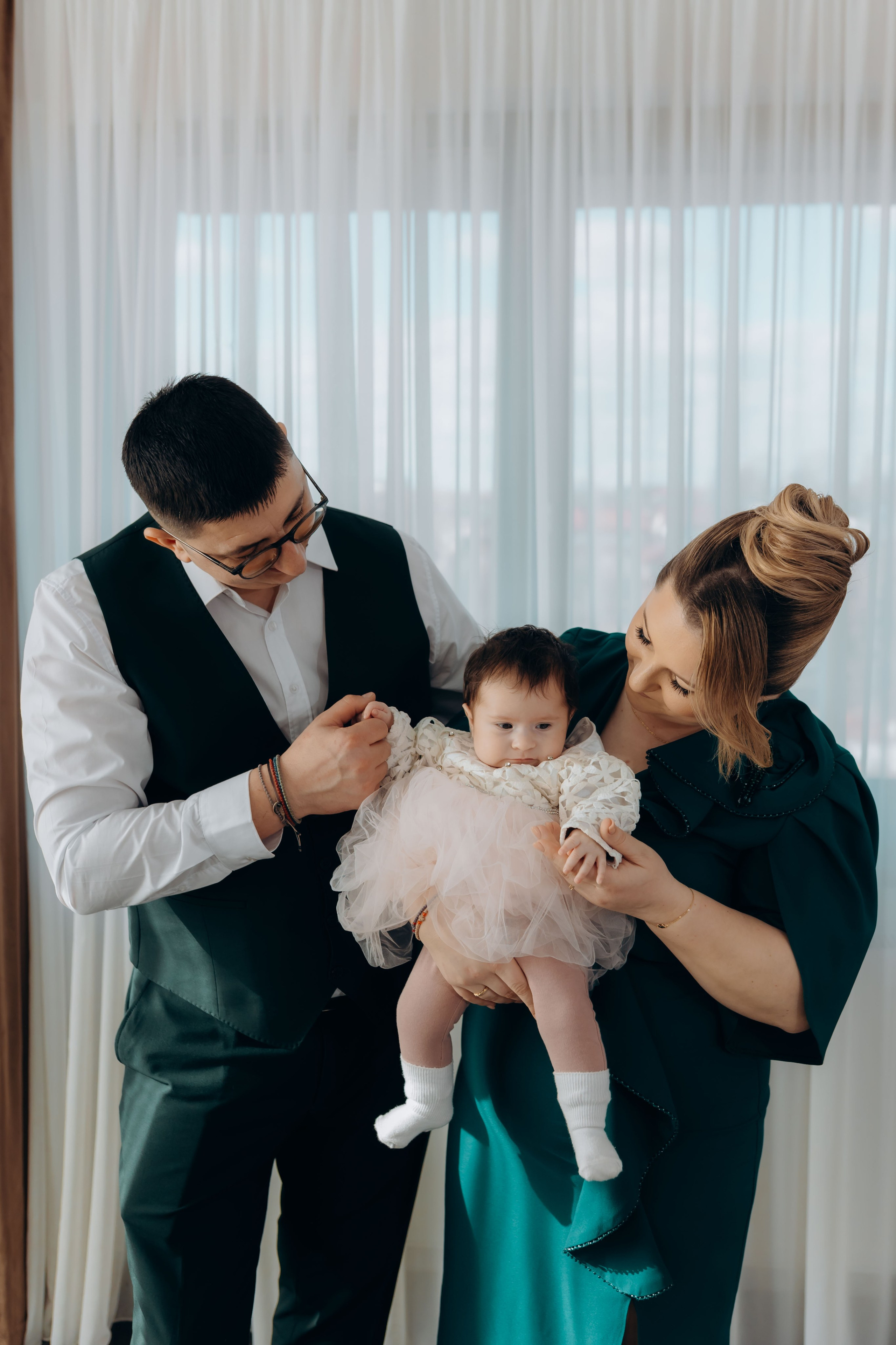 Povestea voastră, regizată de noi |Cristi Turculet Videograf Nuntă Suceava | wedding highlight. Servicii foto-video profesionale, pentru momente de neuitat