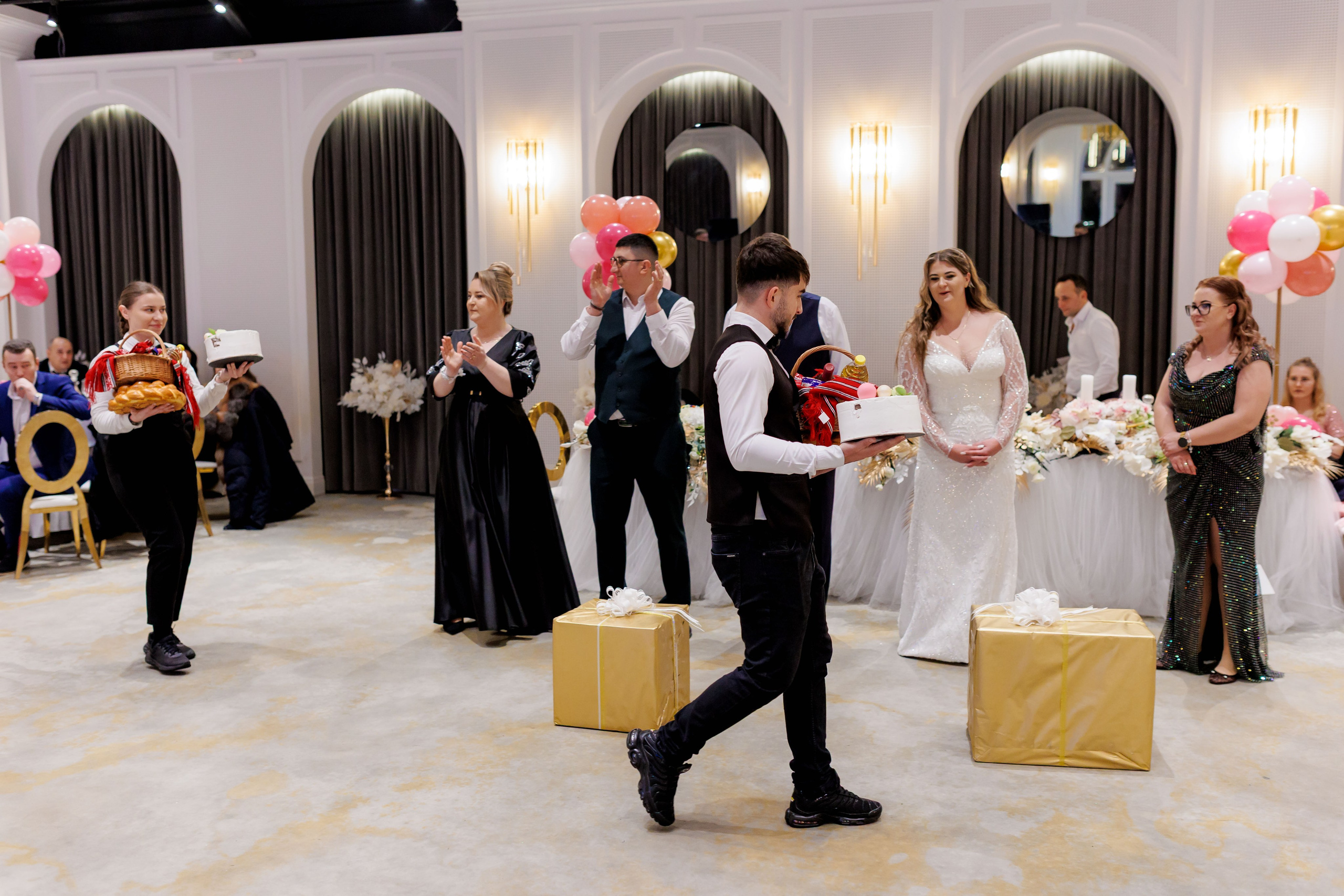 Povestea voastră, regizată de noi |Cristi Turculet Videograf Nuntă Suceava | wedding highlight. Servicii foto-video profesionale, pentru momente de neuitat