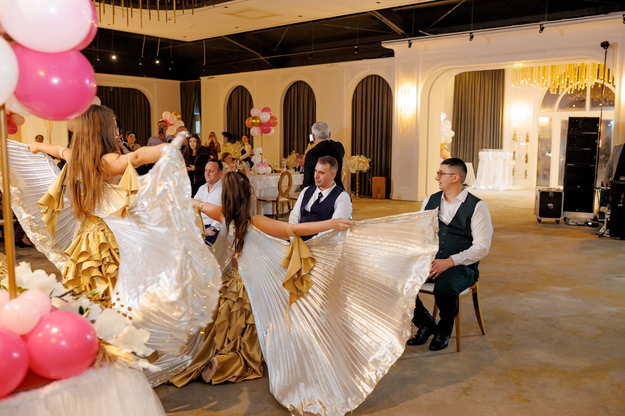 Povestea voastră, regizată de noi |Cristi Turculet Videograf Nuntă Suceava | wedding highlight. Servicii foto-video profesionale, pentru momente de neuitat