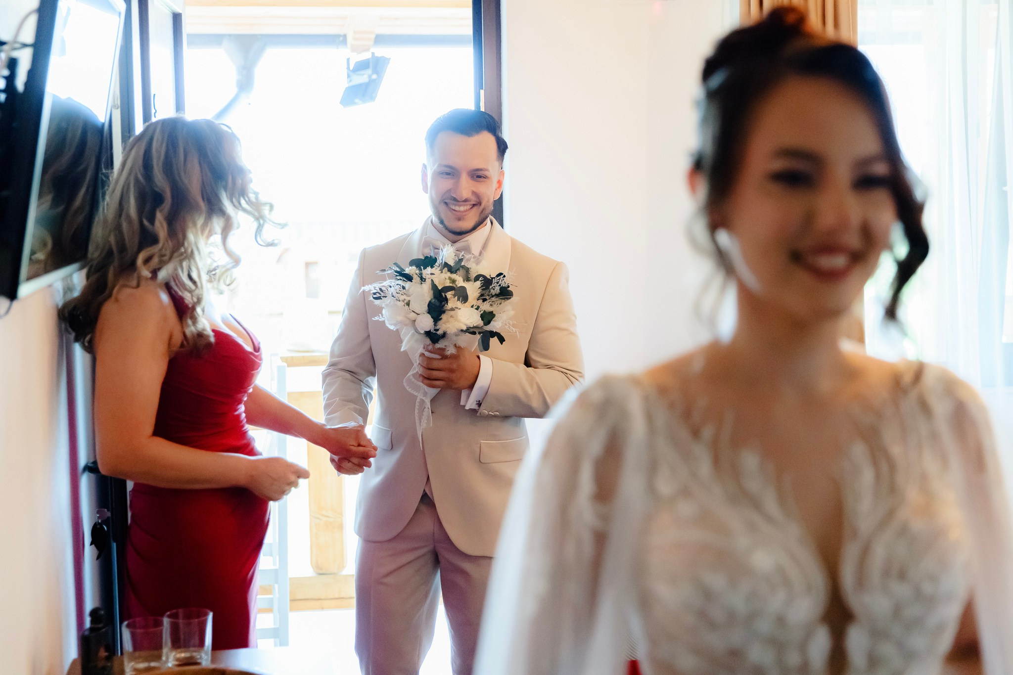 Ioana & Ionuț | Nuntă de poveste la Păstrăvăria Poiana din Mălini județul Suceava. Servicii foto-video profesionale, pentru momente de neuitat