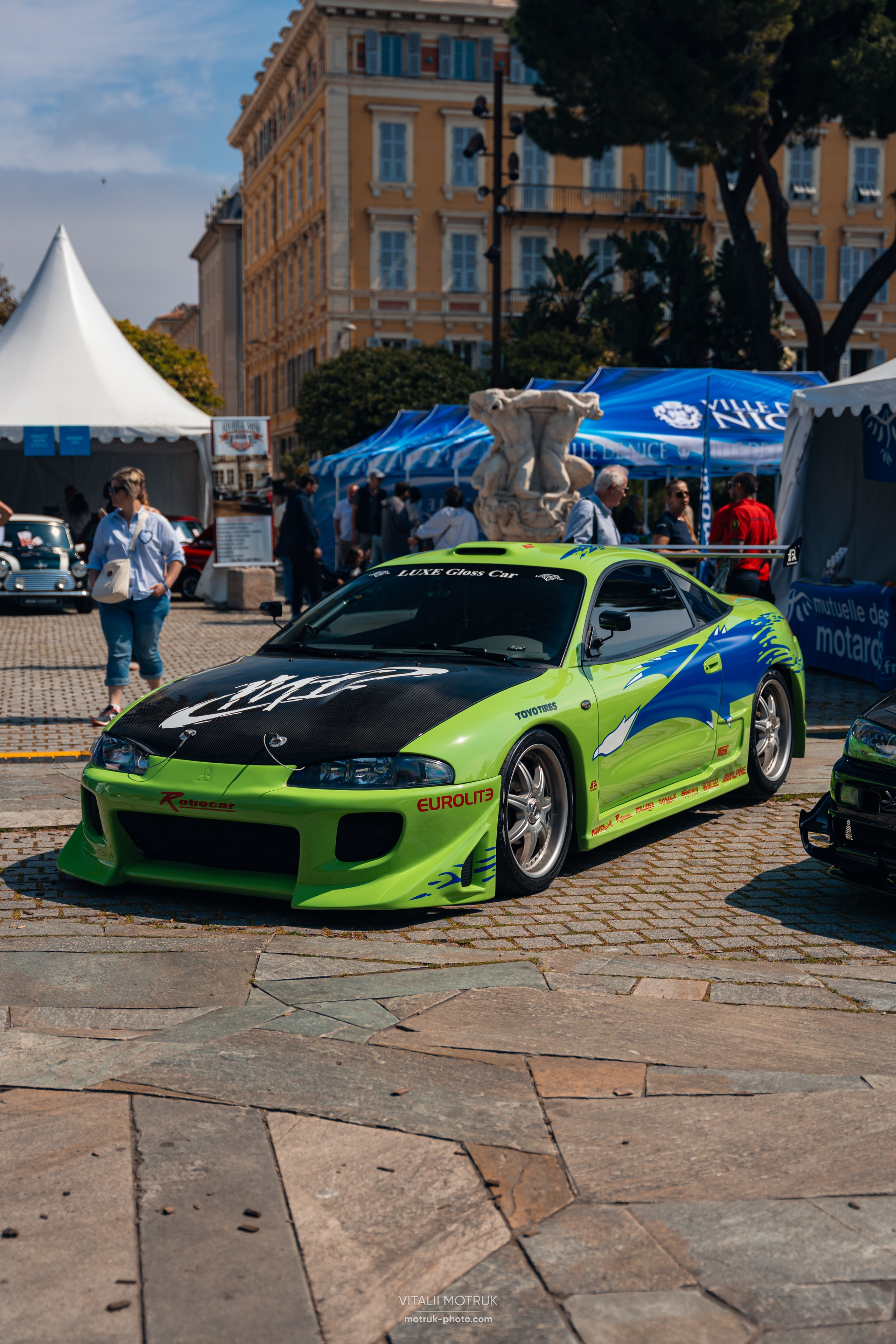 Legends de Nice. Photographe de voitures à Paris — Vitalii Motruk