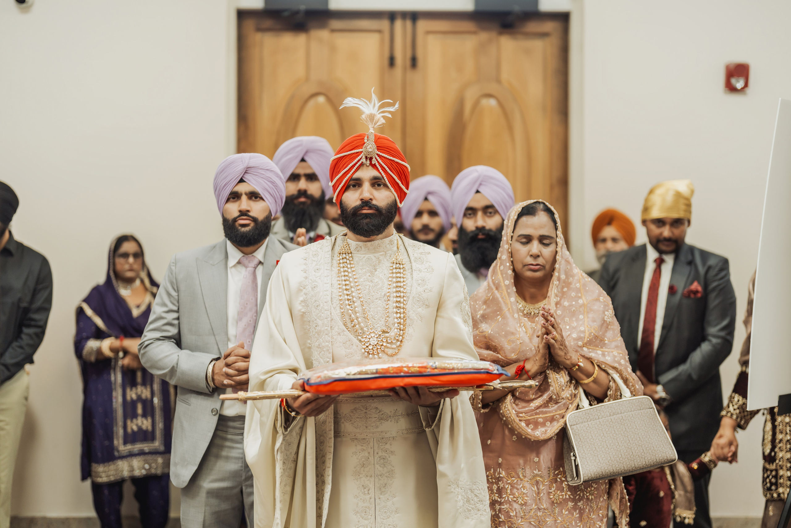 Gagan & Jasmeen. Wedding Photographer & Cinematographer studios