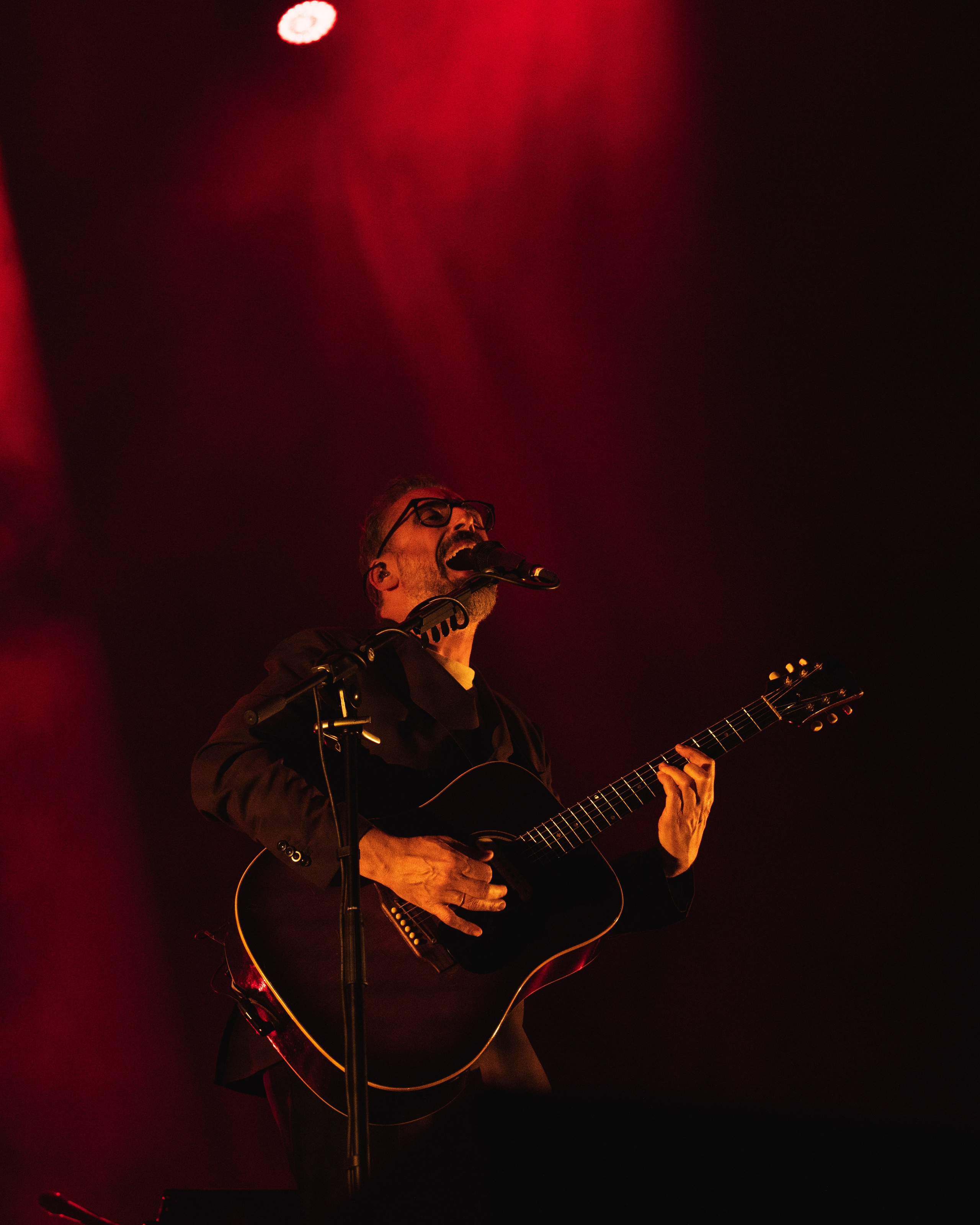 BRUNORI SAS // UNIPOL ARENA BOLOGNA. Francesco Mion // Sport & Live Music Photographer
