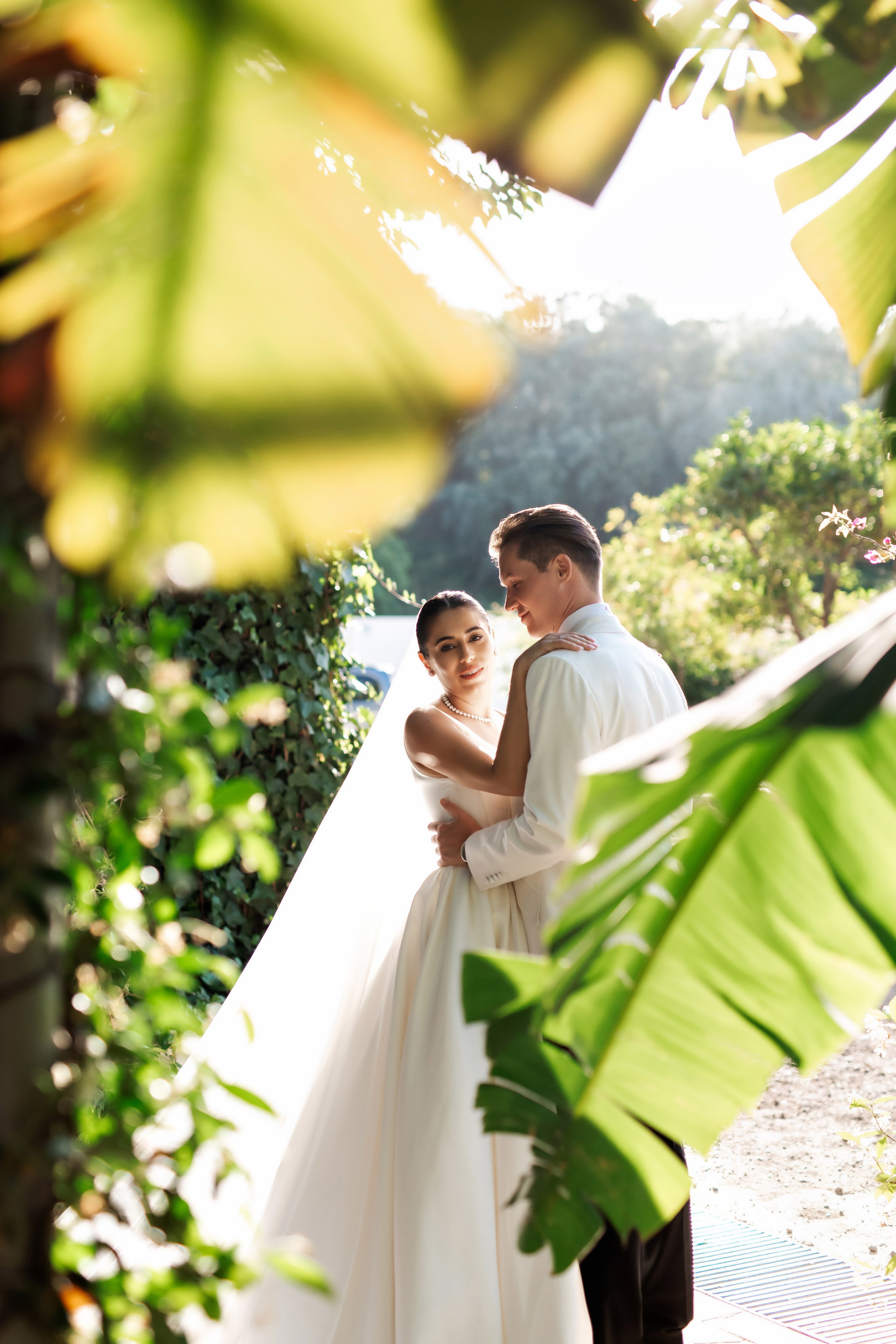 ANDREW & LYNN. Wedding Photographer in Marbella, Como, Tuscany, Cannes