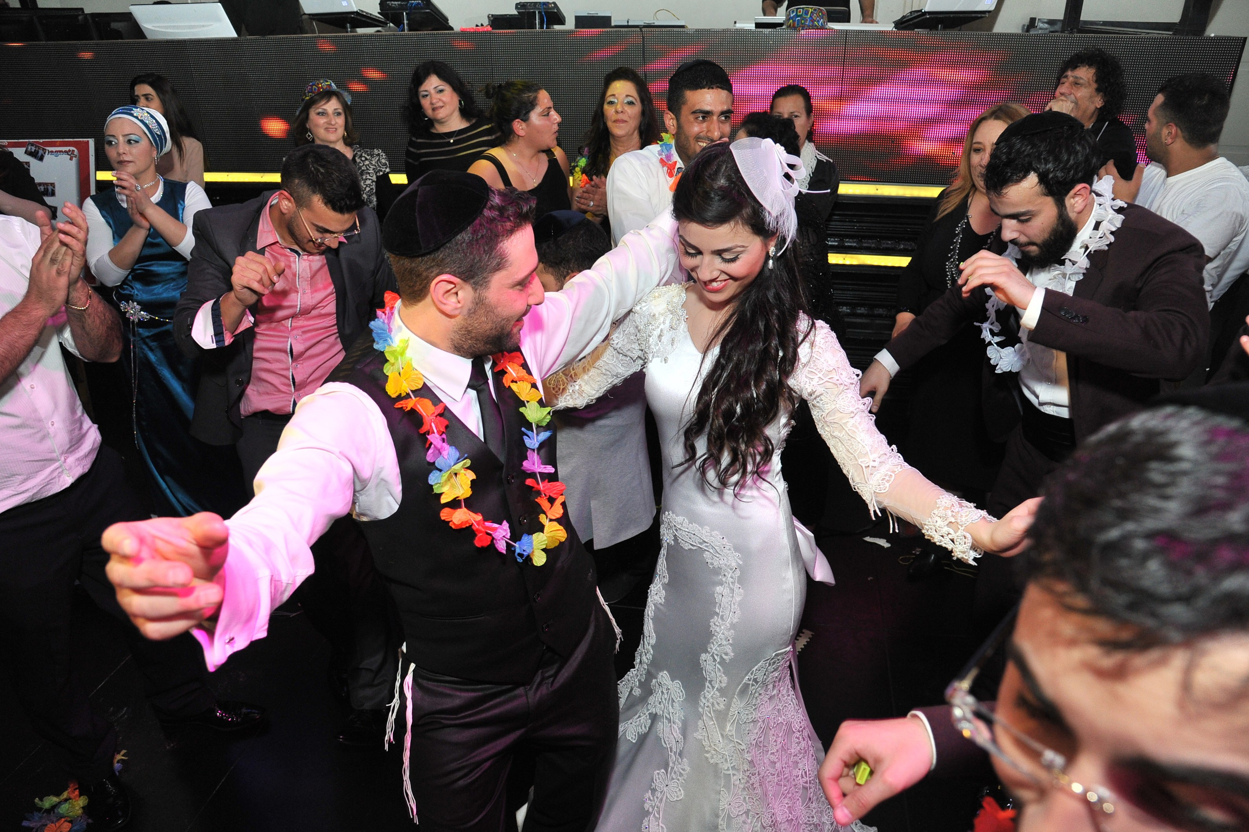 Hedva & Avi. Wedding and events photographers Studio Shalom