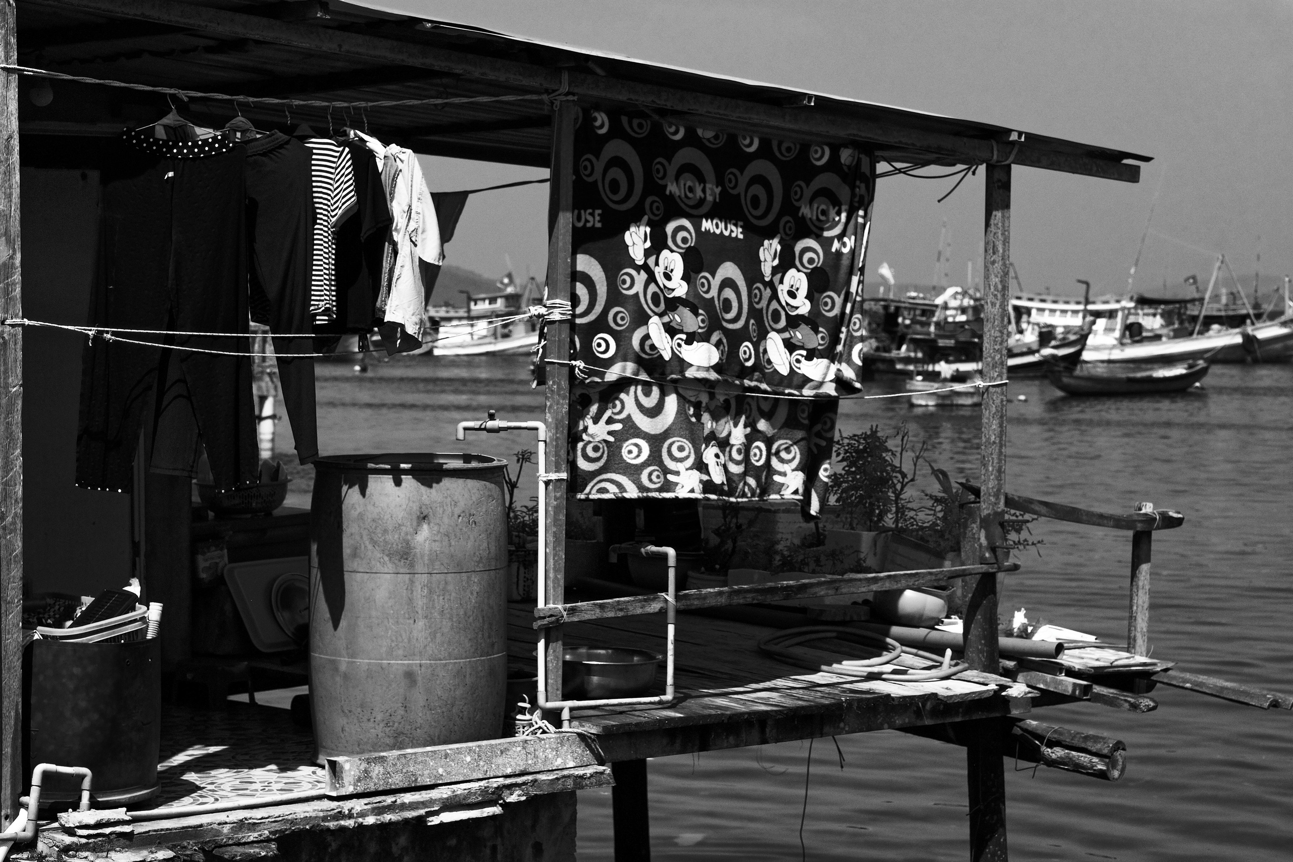 Capturing Life in Black and White - Candid Street Photography