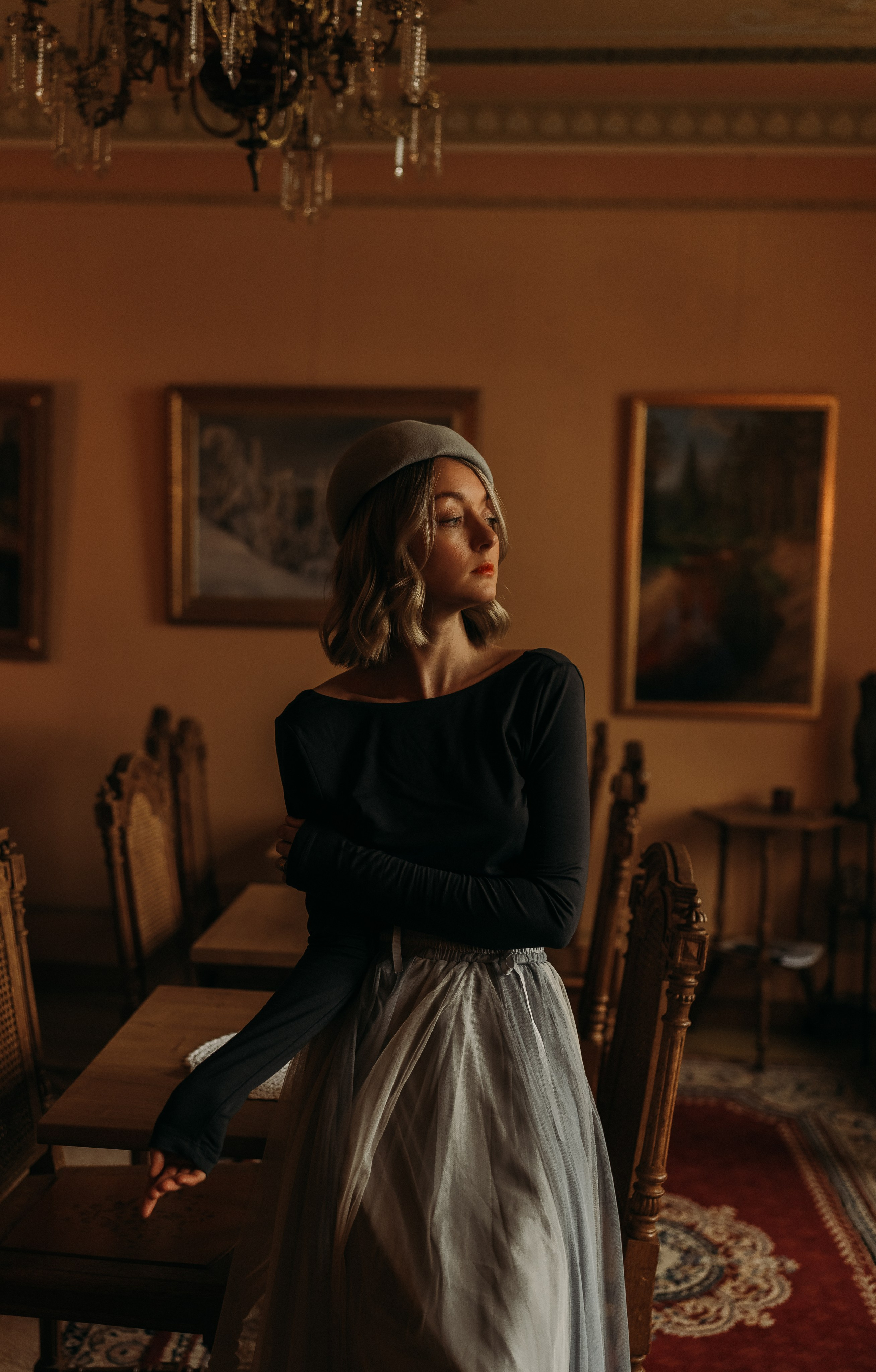 Woman phoshoot. Wedding and potrait photographer in Helsinki Vickan O