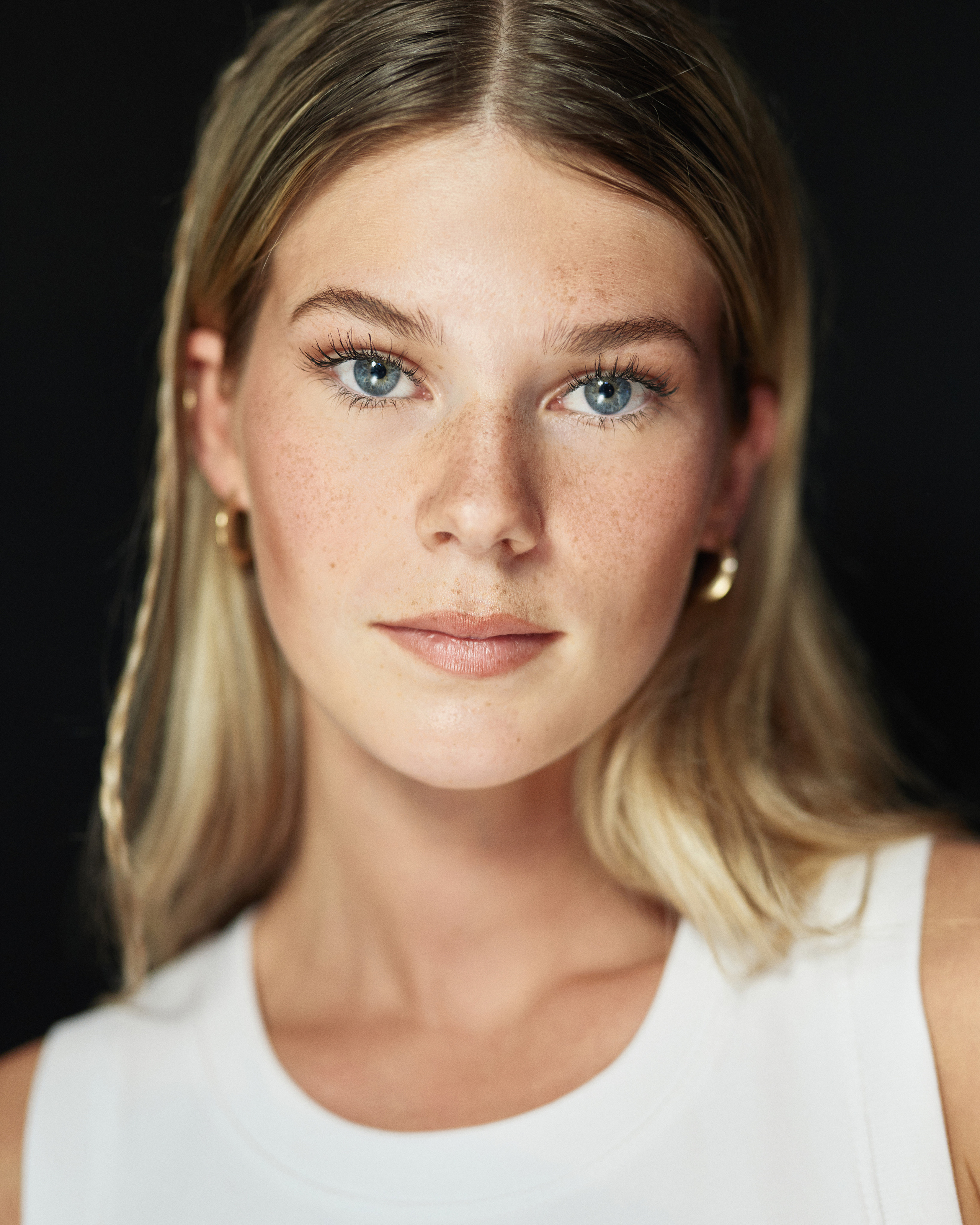 Maelle. Tim Madezky Photographer