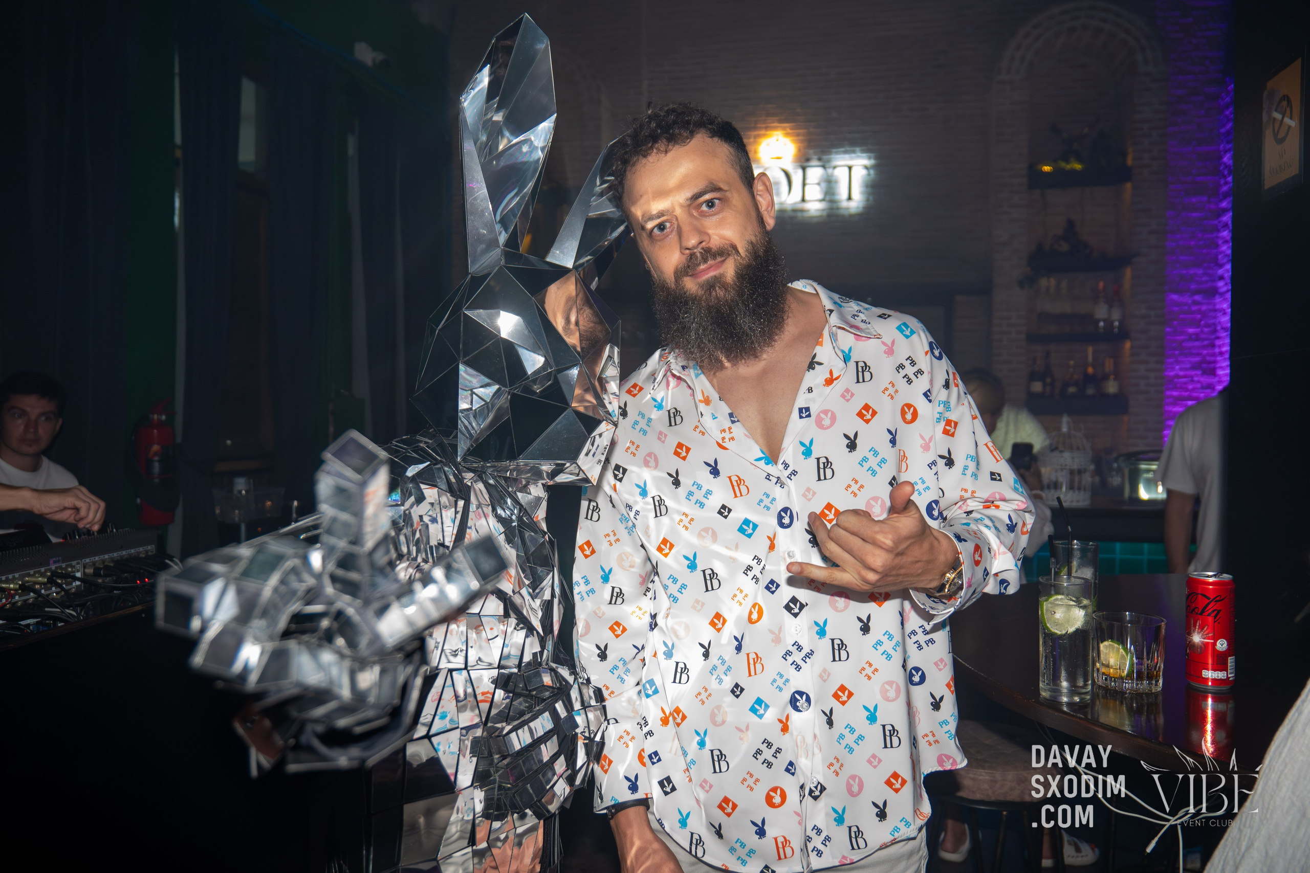 Вечеринка White Out | Фоторепортаж | Видеорепортаж | Афиша | DAVAYSXODIM.com PHUKET. АФИША|ФОТОРЕПОРТАЖИ|ИВЕНТЫ|ПХУКЕТ