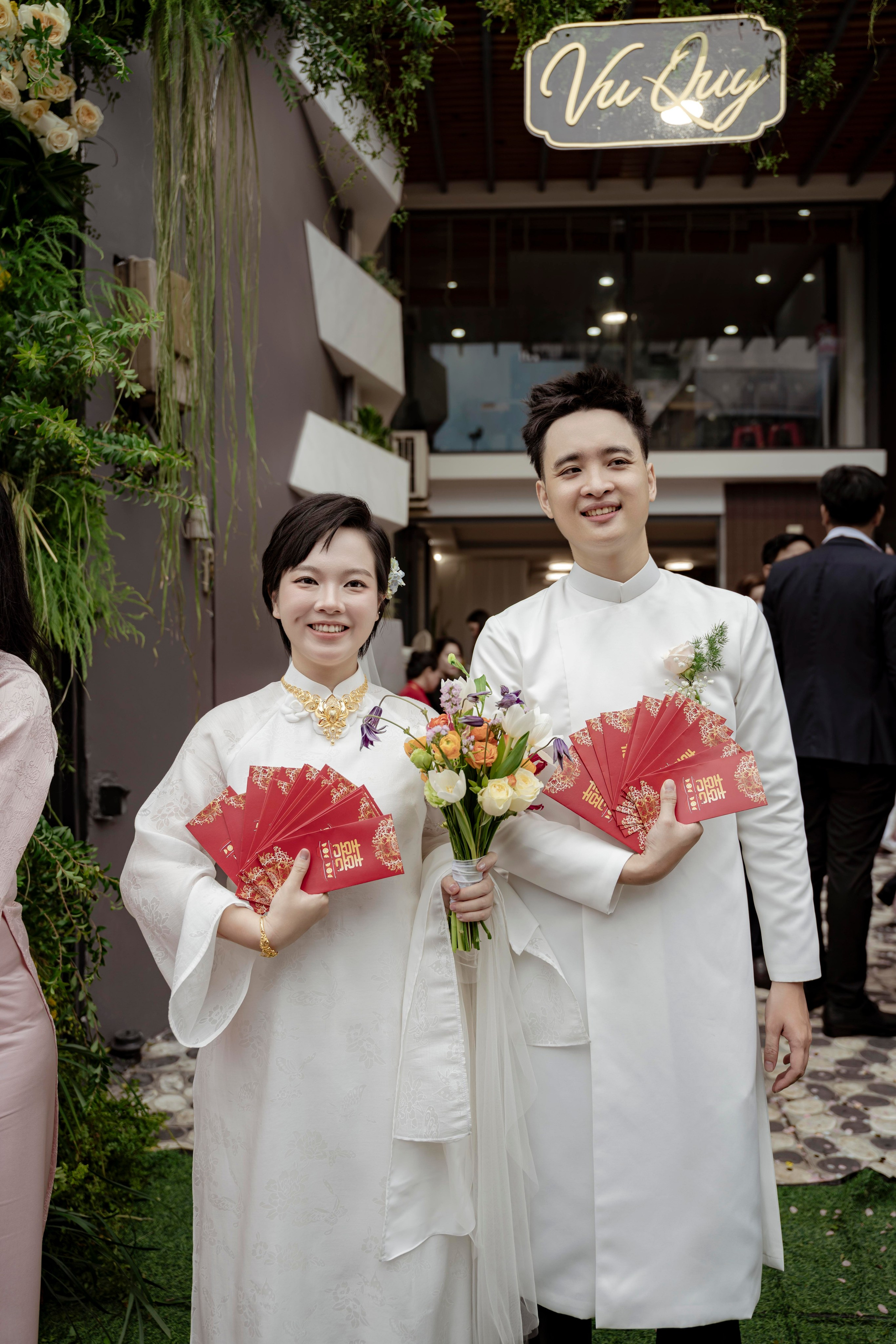 JOE & MIA. WEDDING PHOTOGRAPHER IN VIETNAM