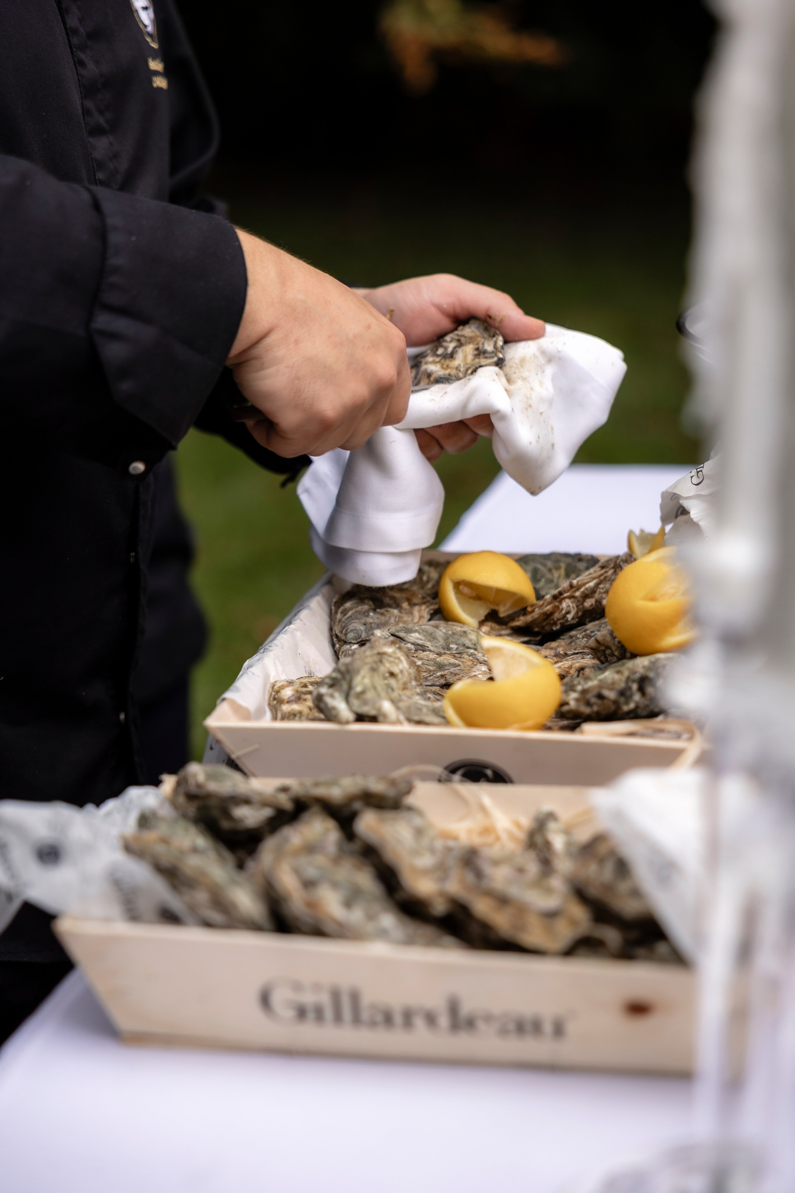Liliana & Michel — an intimate musical wedding at Château La Commanderie, Plaigne. Евгения Смирнова — Ваш фотограф в Тулузе и на юго-западе Франции