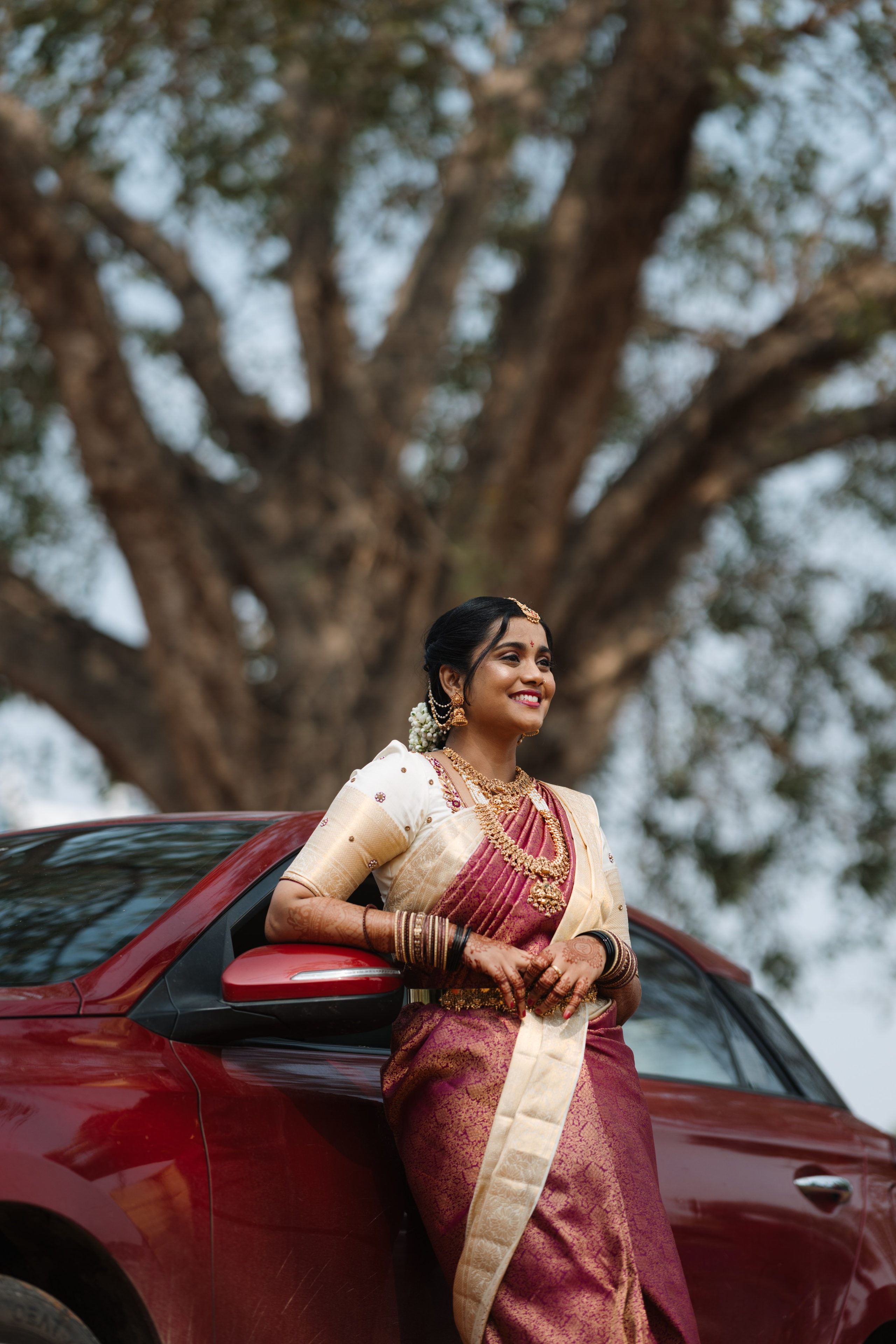 THANUJA X PRAVEEN. The Light Story | Wedding Photography in Mysuru, Karnataka