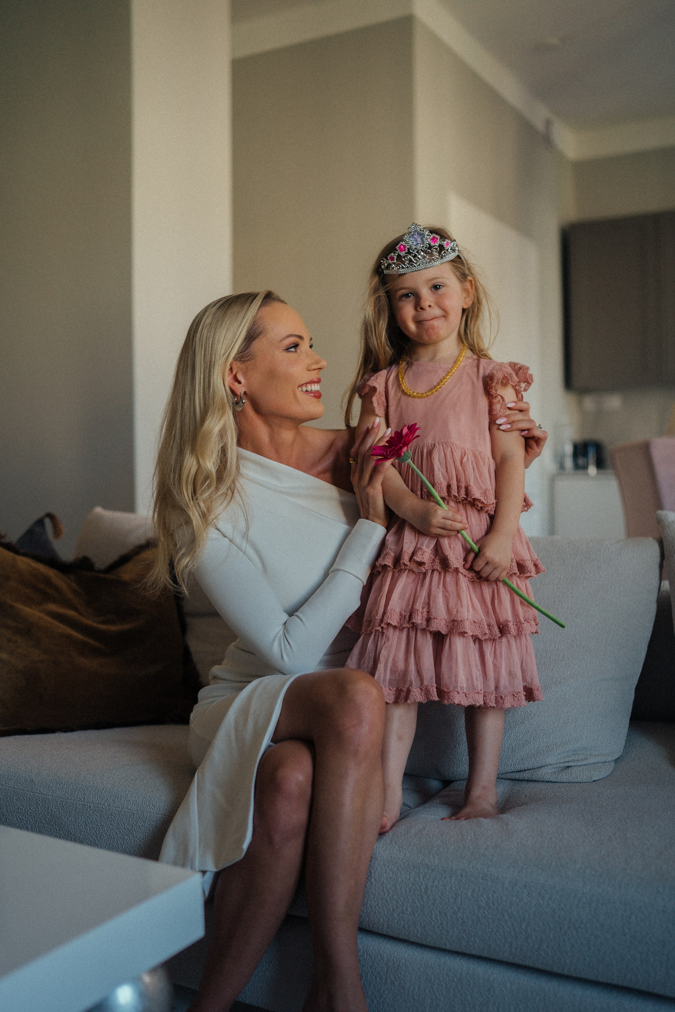 L&H. Wedding and potrait photographer in Helsinki Vickan O