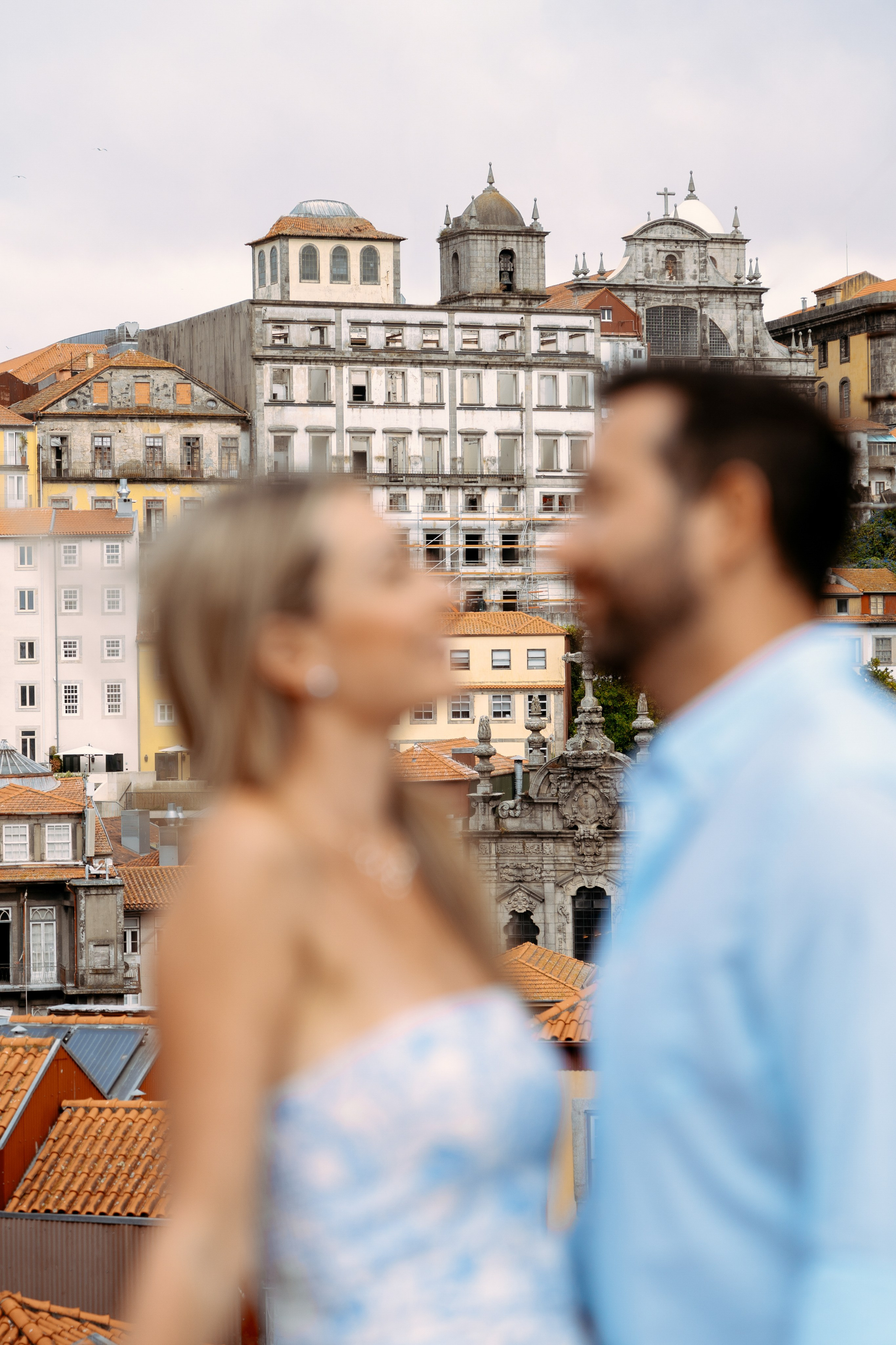 LOVE STORY IN PORTO. Sessões de fotos e vídeos, tours fotográficos em Portugal — WePortugal