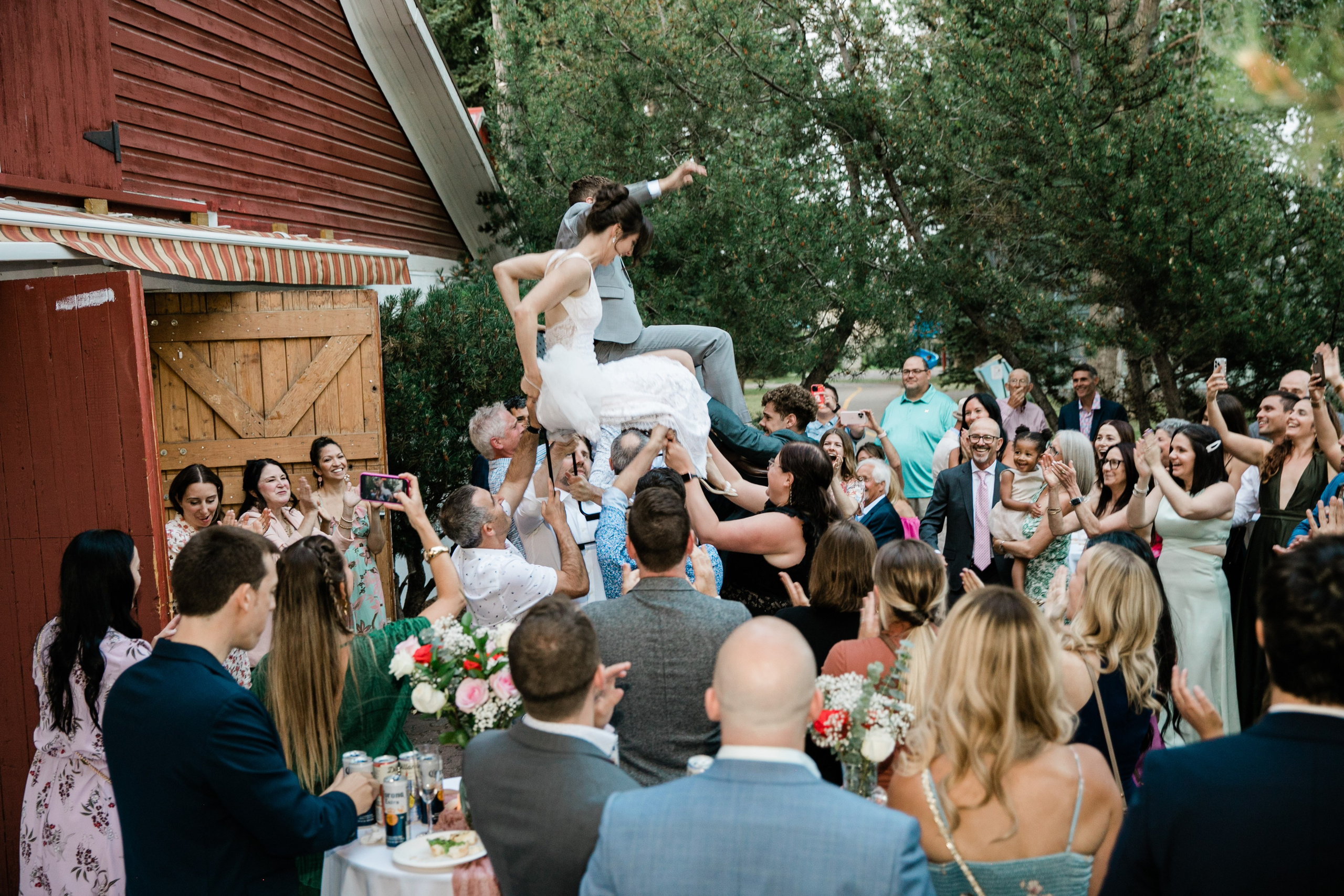 Juan & Julia Wedding. Fotografía accesible en Calgary