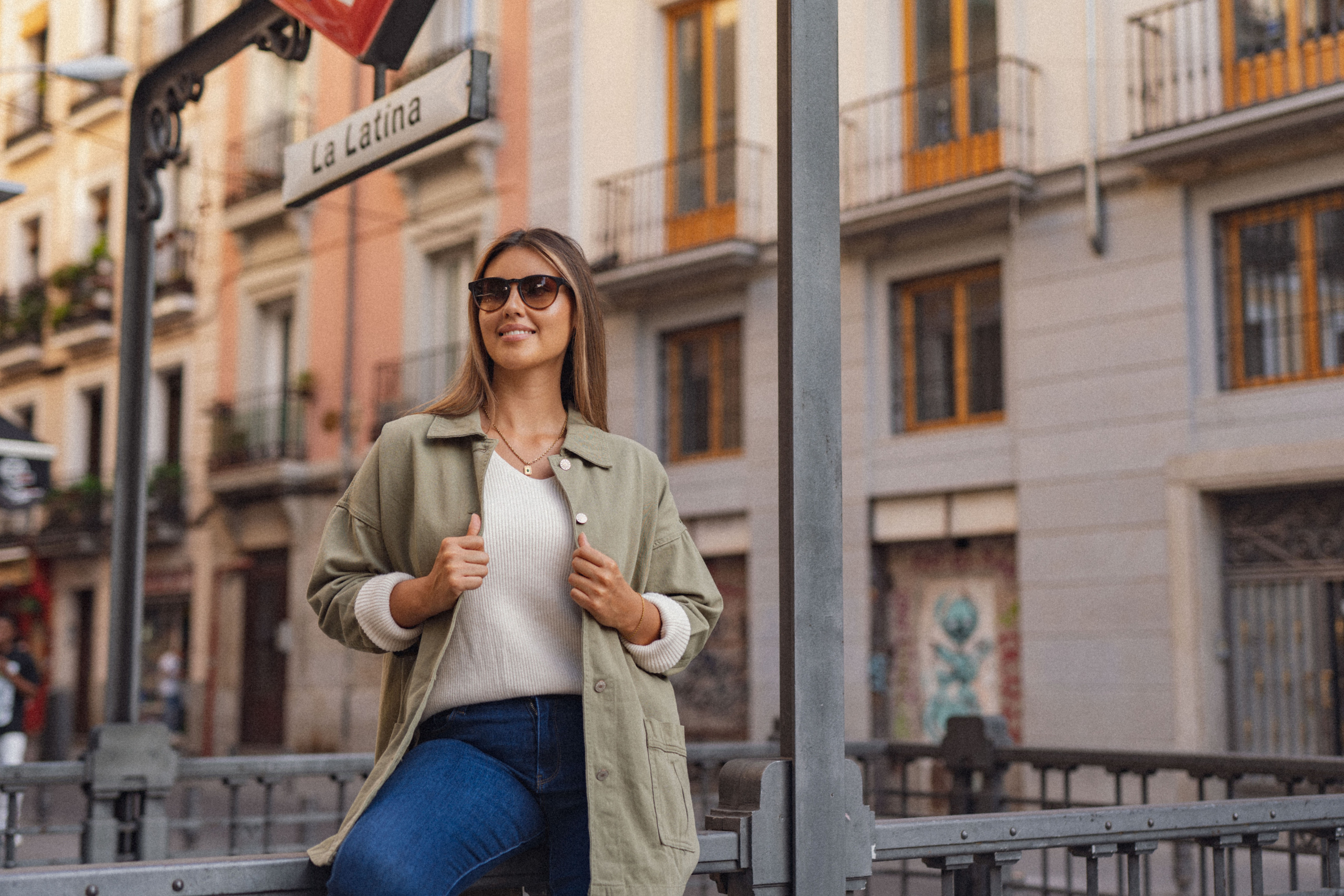 Fotografía de lookbook para marcas de ropa en Madrid – Estilo, creatividad y calidad. Fotógrafo en Madrid, España. Alyona Belyaninova
