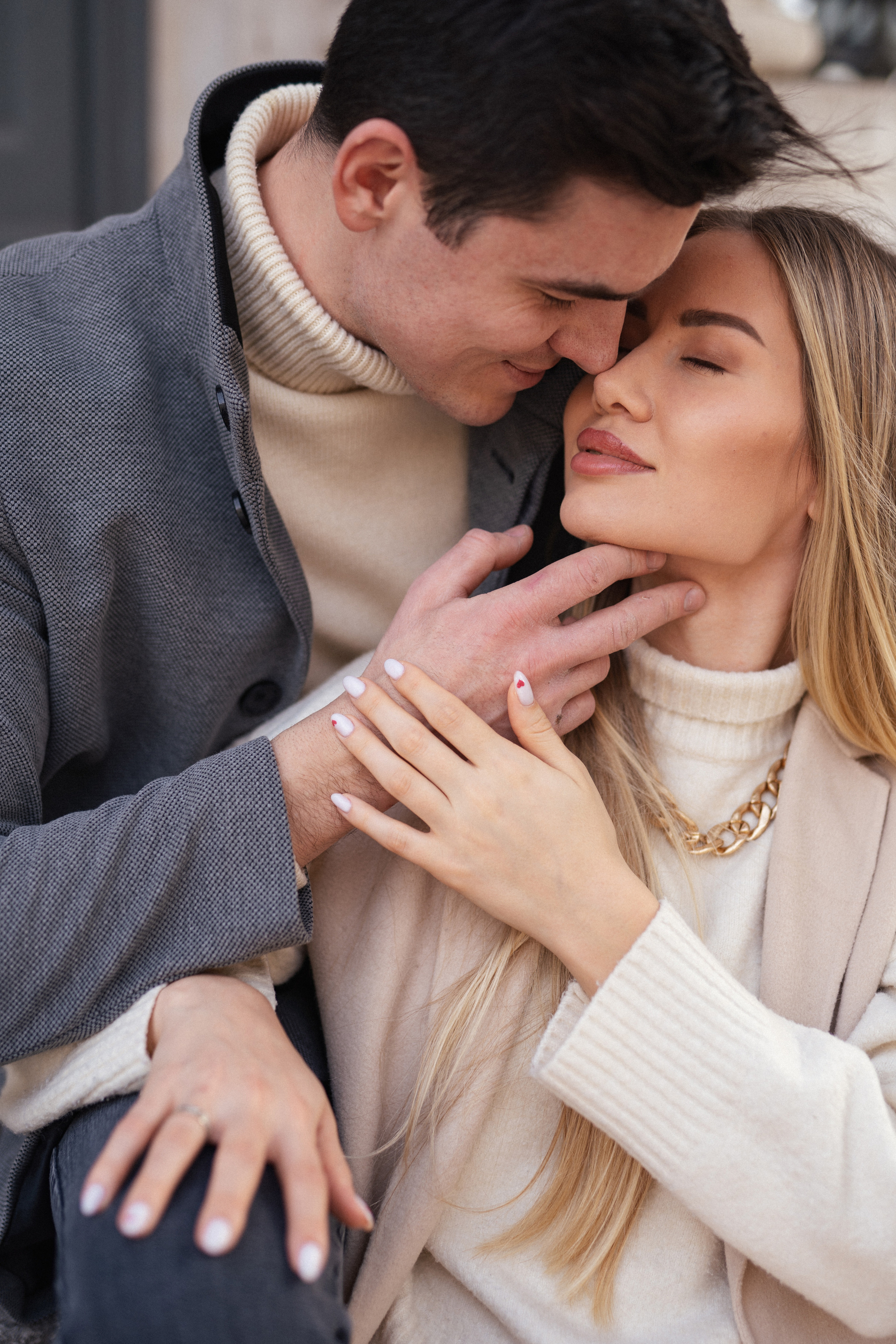 Fotógrafo de parejas en Madrid. Sesión de love story profesional. Sesión de retrato profesional. Fotógrafo en Madrid, España. Alyona Belyaninova