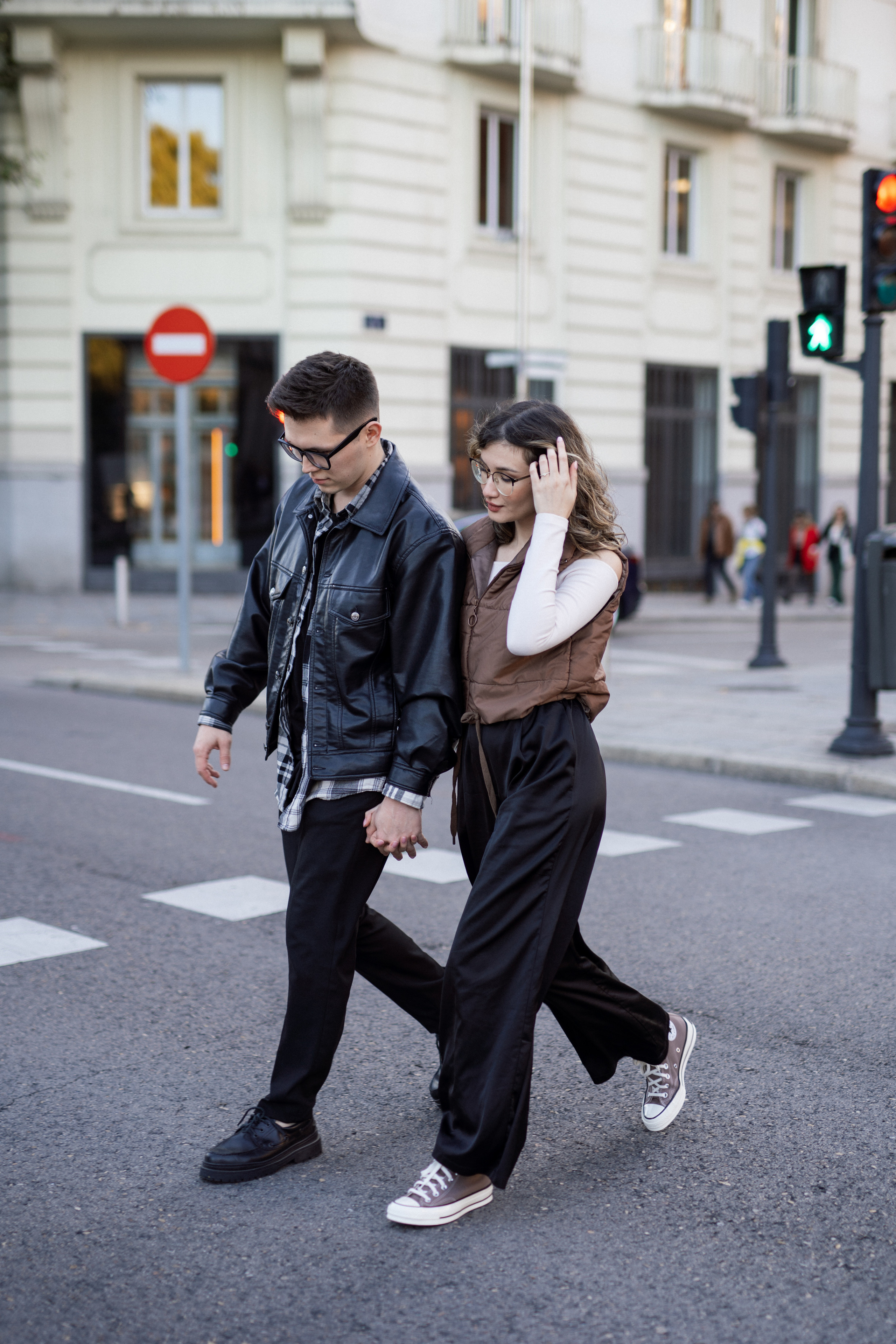 Fotógrafo de parejas en Madrid. Sesión de love story profesional. Sesión de retrato profesional. Fotógrafo en Madrid, España. Alyona Belyaninova