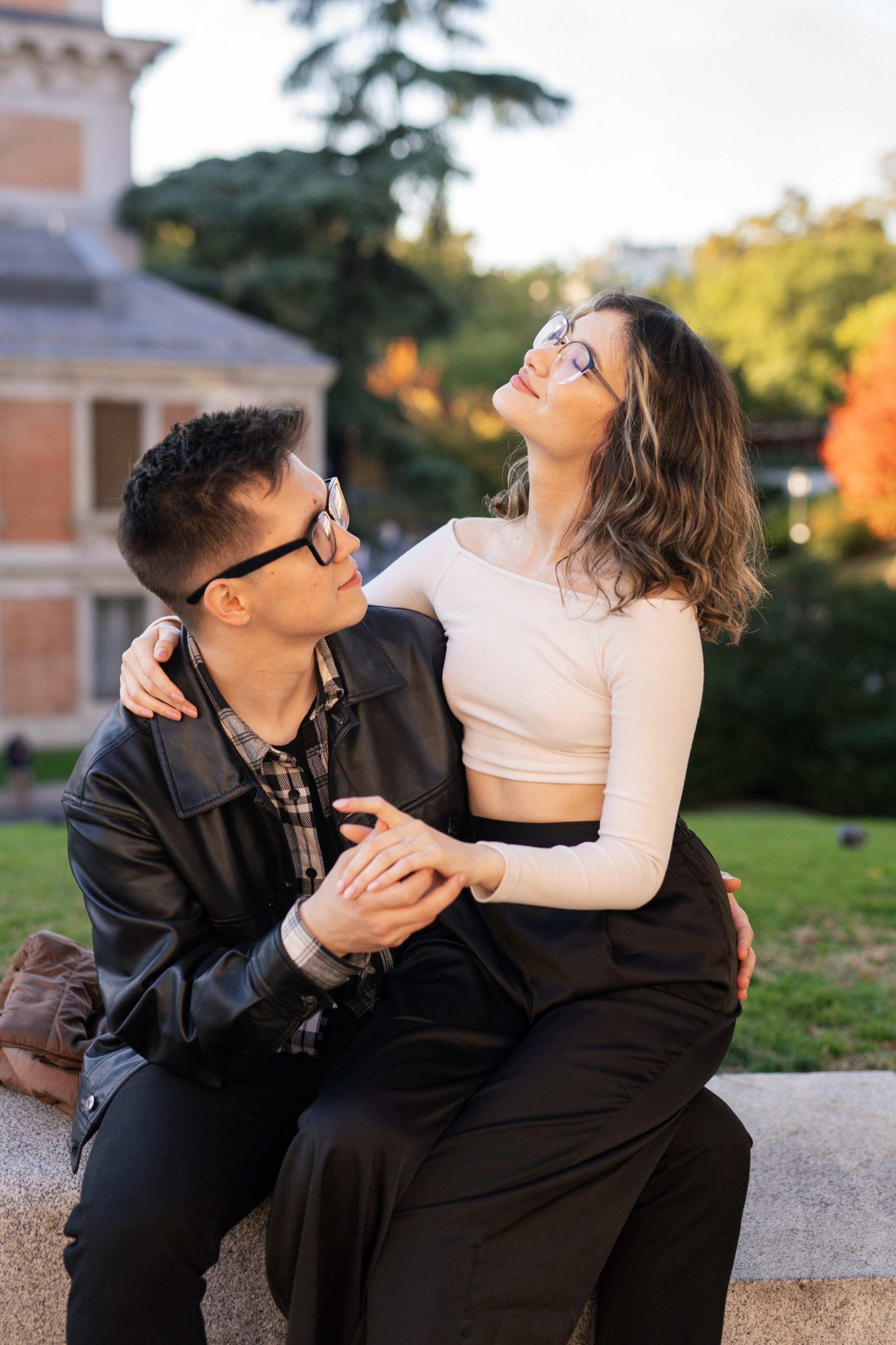 Fotógrafo de parejas en Madrid. Sesión de love story profesional. Sesión de retrato profesional. Fotógrafo en Madrid, España. Alyona Belyaninova