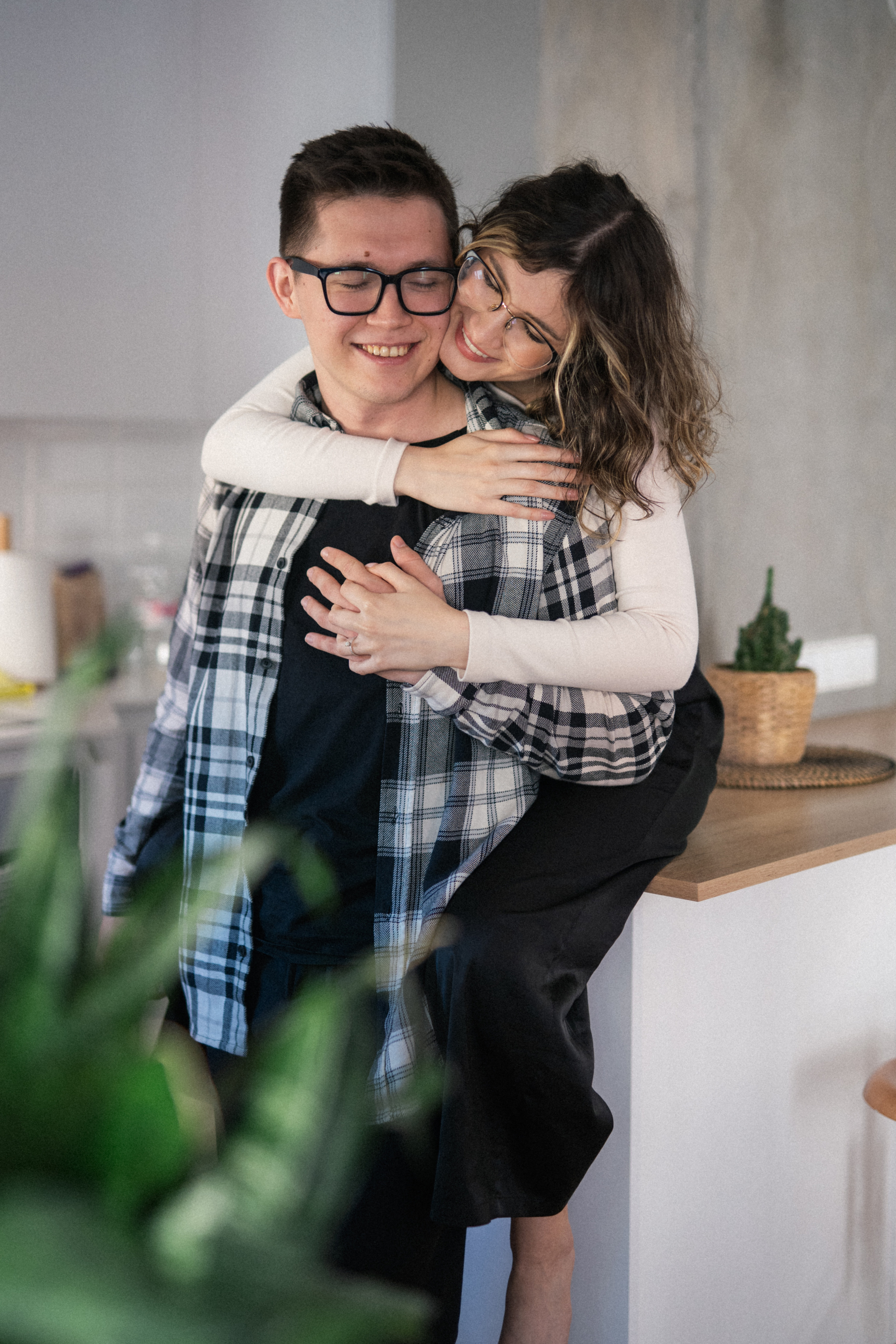 Fotógrafo de parejas en Madrid. Sesión de love story profesional. Sesión de retrato profesional. Fotógrafo en Madrid, España. Alyona Belyaninova