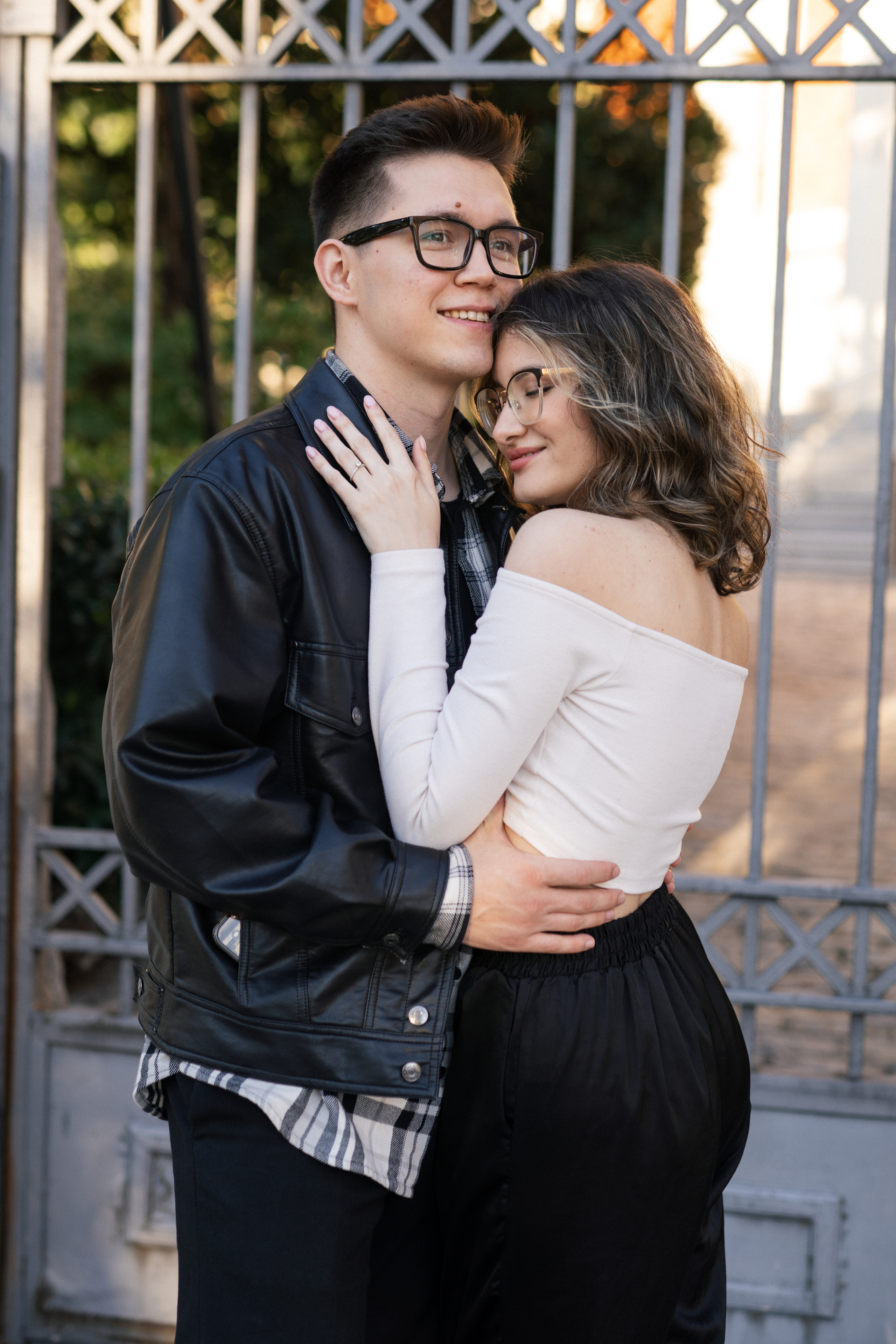 Fotógrafo de parejas en Madrid. Sesión de love story profesional. Sesión de retrato profesional. Fotógrafo en Madrid, España. Alyona Belyaninova