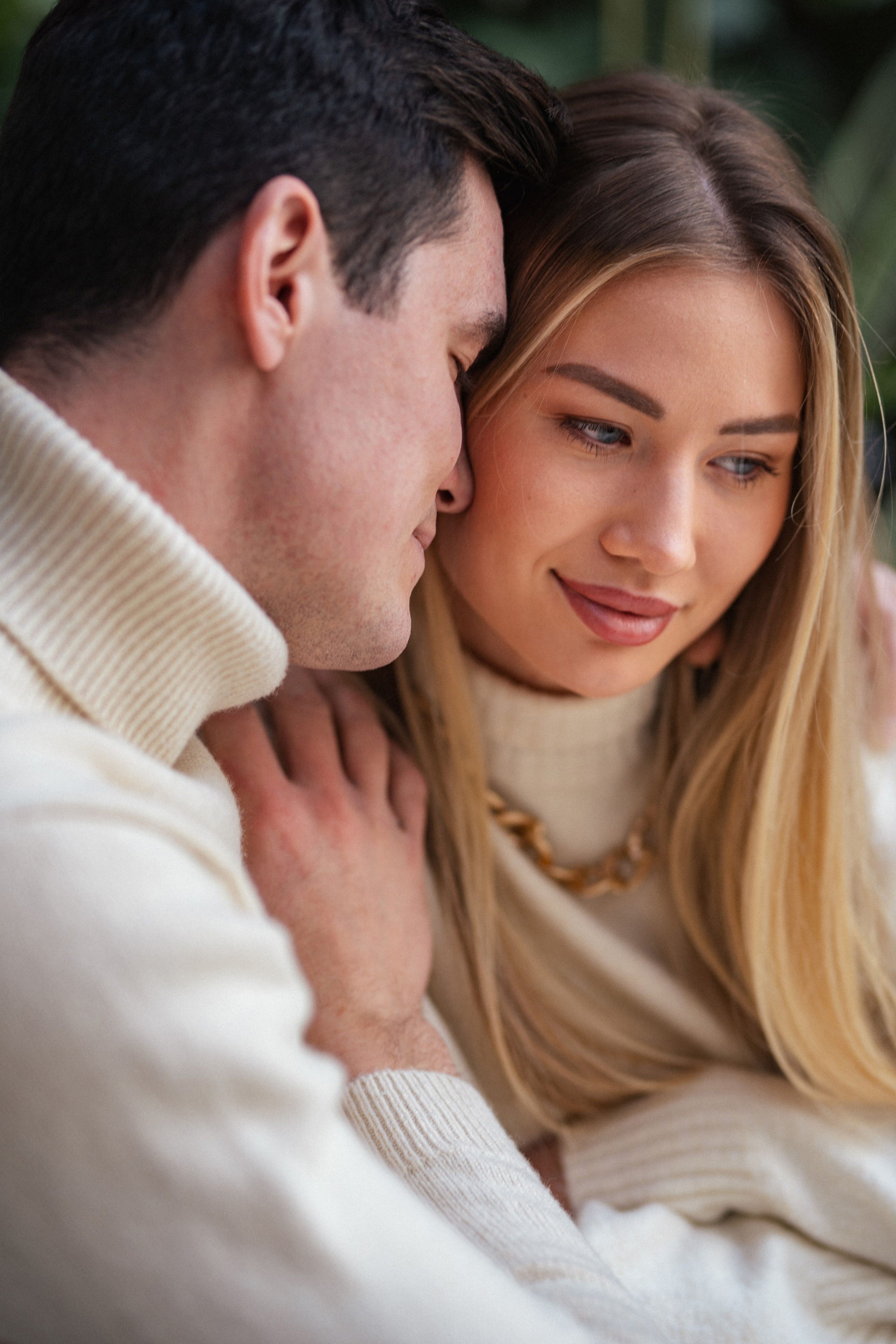 Fotógrafo de parejas en Madrid. Sesión de love story profesional. Sesión de retrato profesional. Fotógrafo en Madrid, España. Alyona Belyaninova