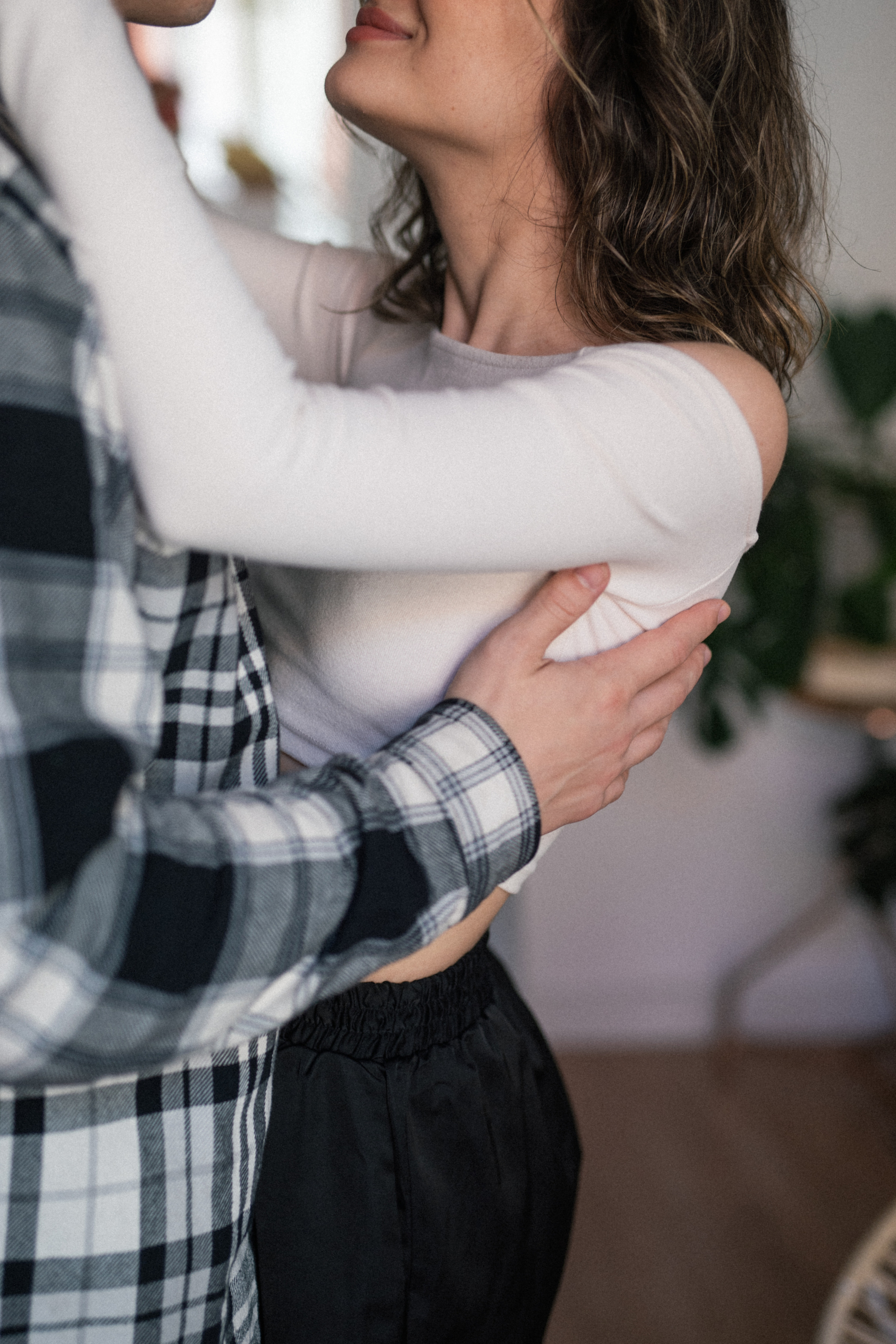 Fotógrafo de parejas en Madrid. Sesión de love story profesional. Sesión de retrato profesional. Fotógrafo en Madrid, España. Alyona Belyaninova