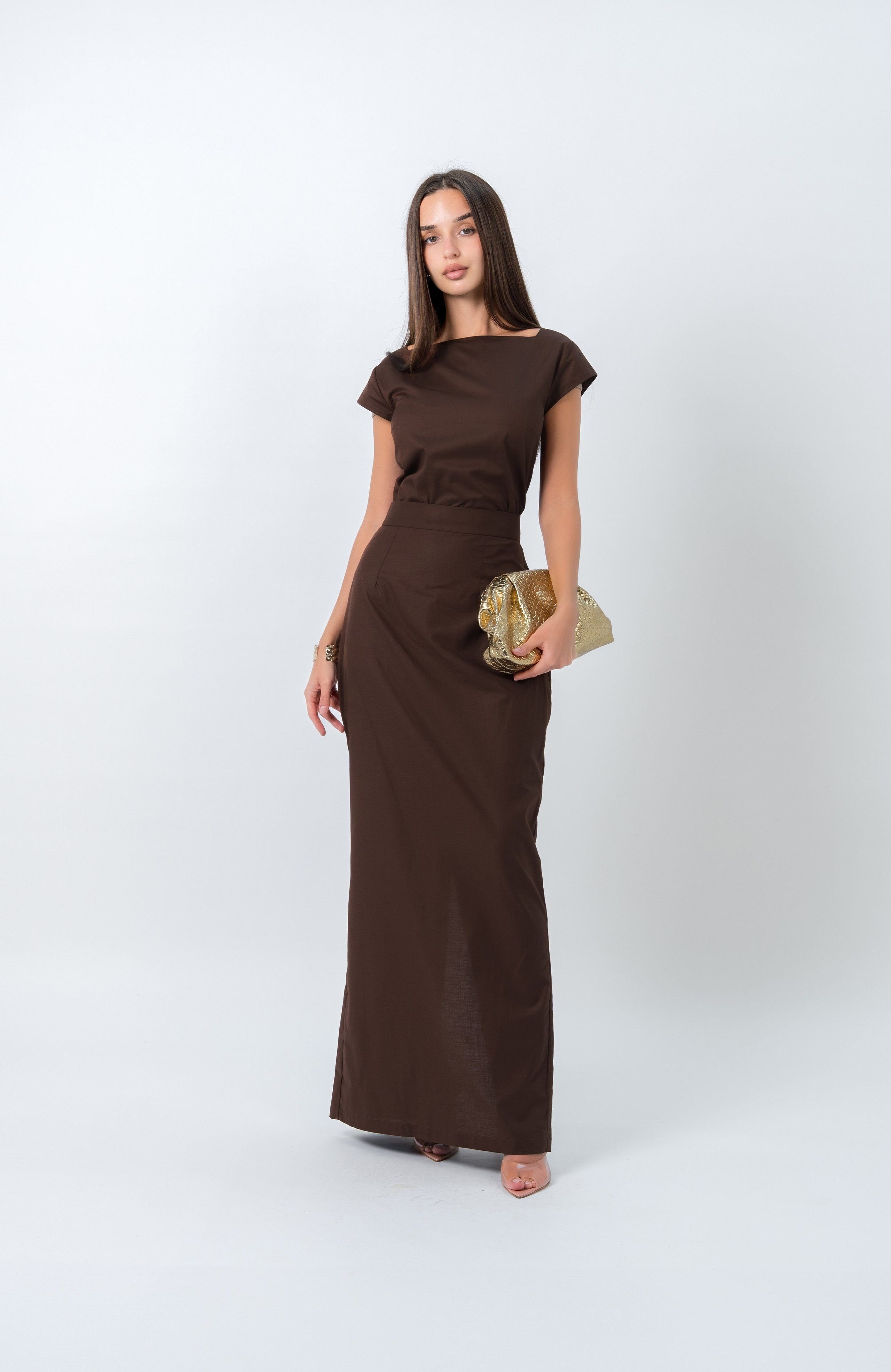 E-COMMERCE FASHION. “Thoughtfully built. Beautifully aligned.”
