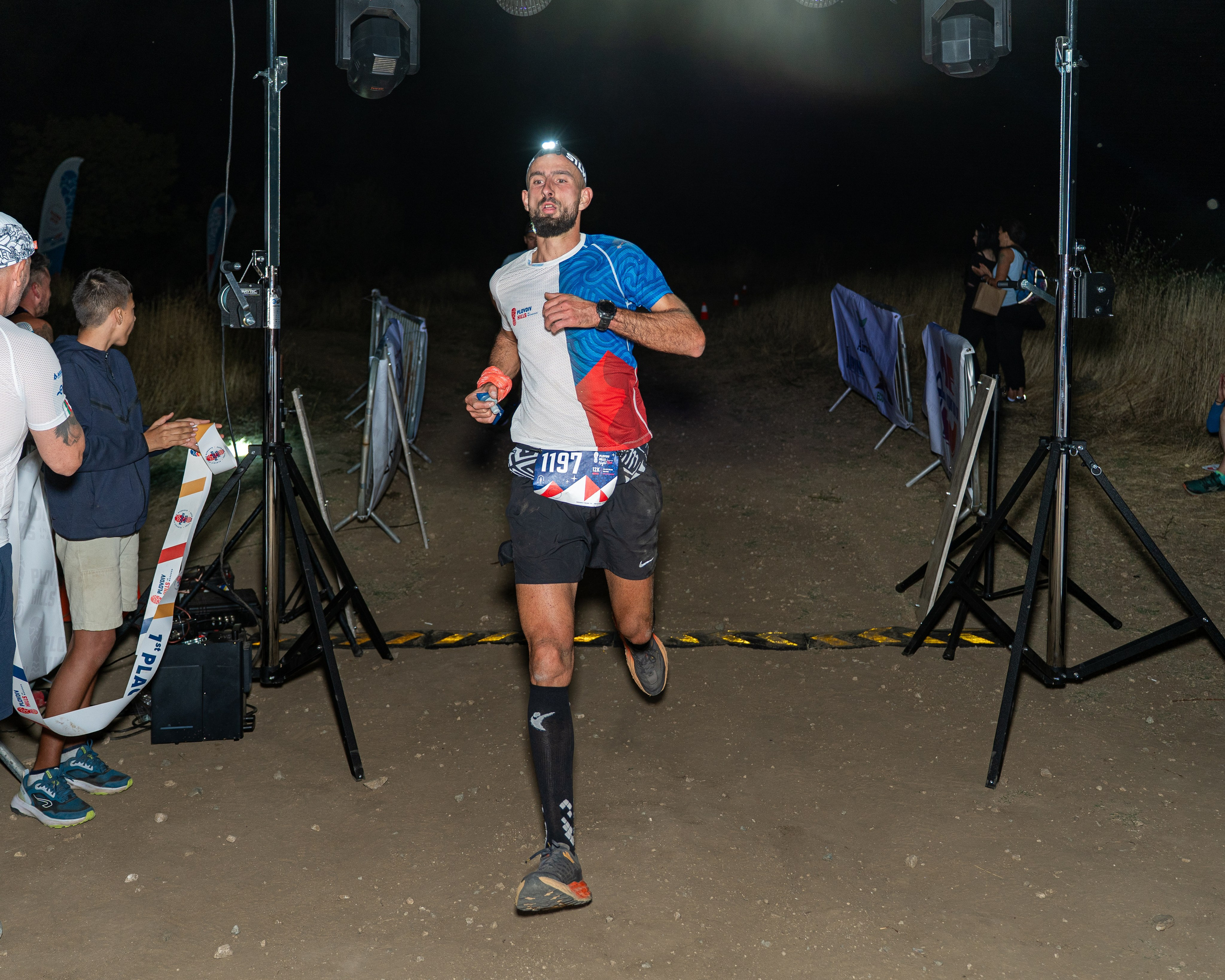 Night Run 2025. «Plovdiv Hills in MARKOVO» е състезание по планинско бягане