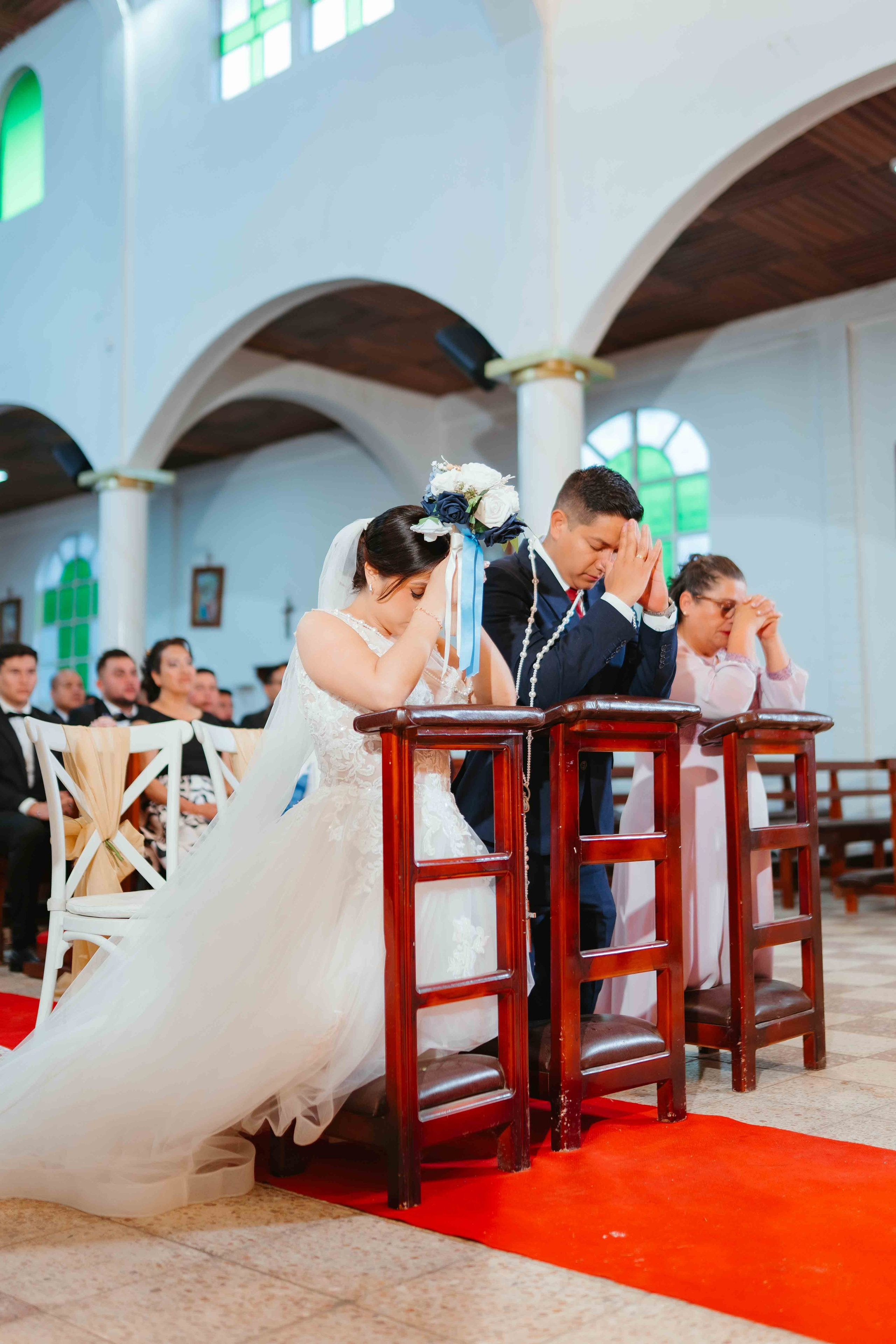 Jennifer y Vladimir. Fotógrafo de bodas en Loja Ecuador | Piero Alvarez PH