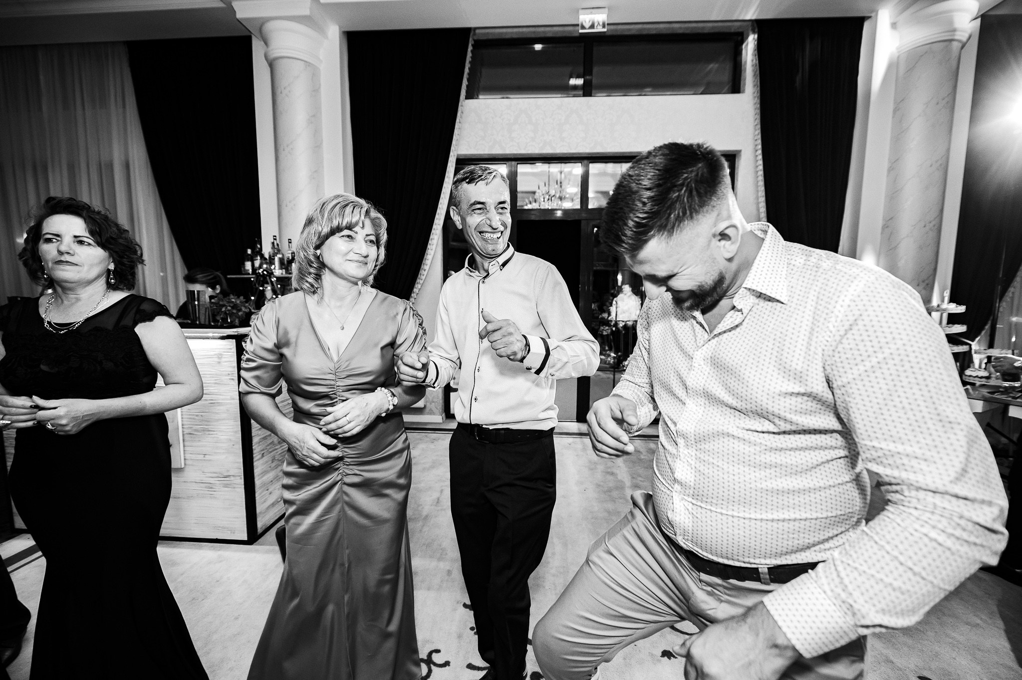 Corina & Adrian. Mugurel Olteanu Fotograf